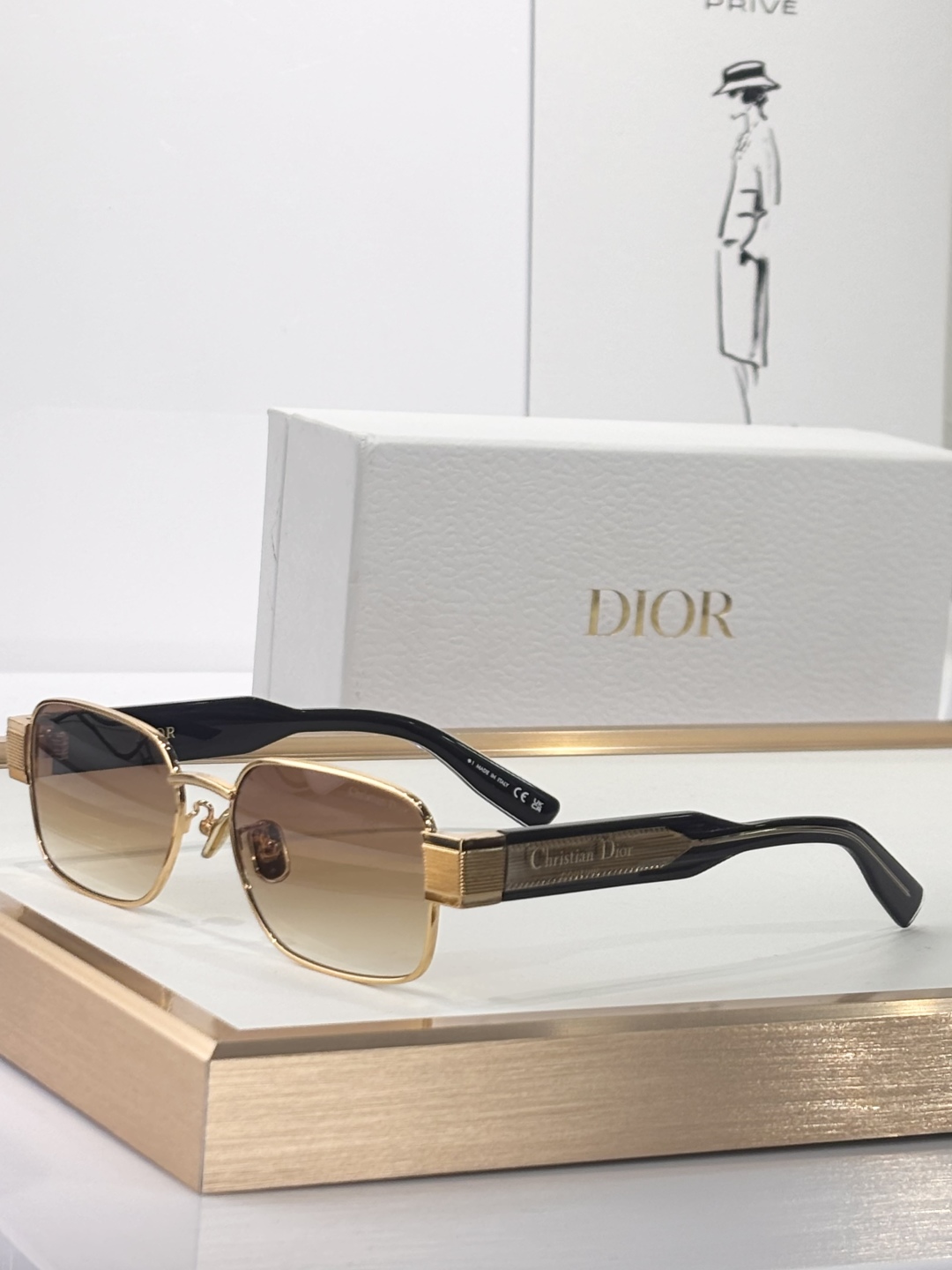  Christian Dio* Label S2U
NEW
SIZE54-17-145
