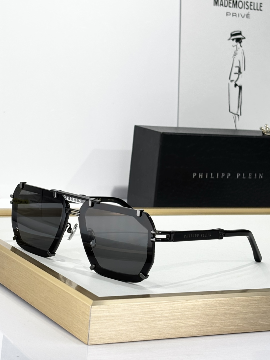  PHILIPP PLEIN
MODEL131
SIZE59口17-145
