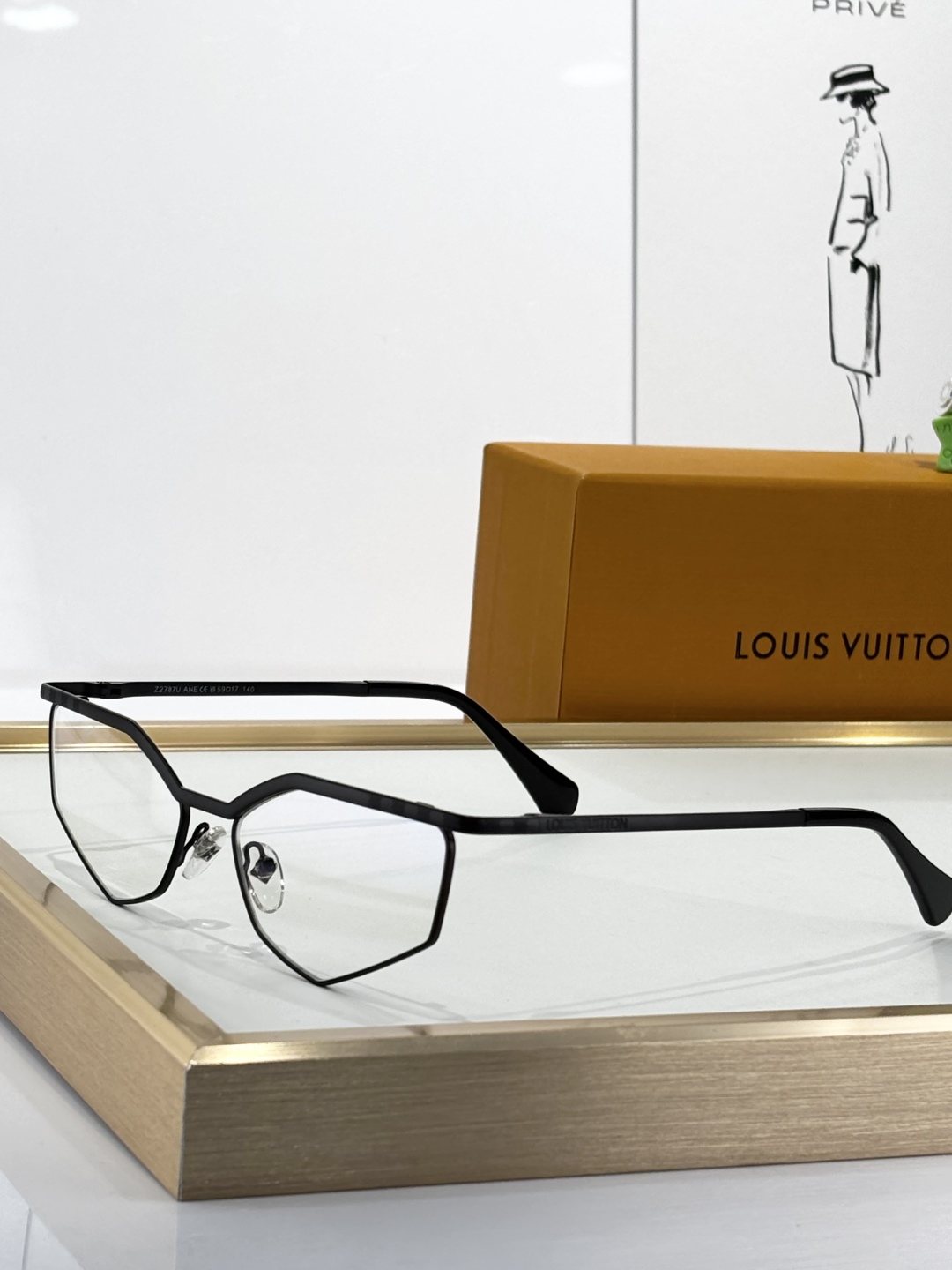  LOUIS VUITTO*
MODEL：Z2787U
SIZE：59口17-140

