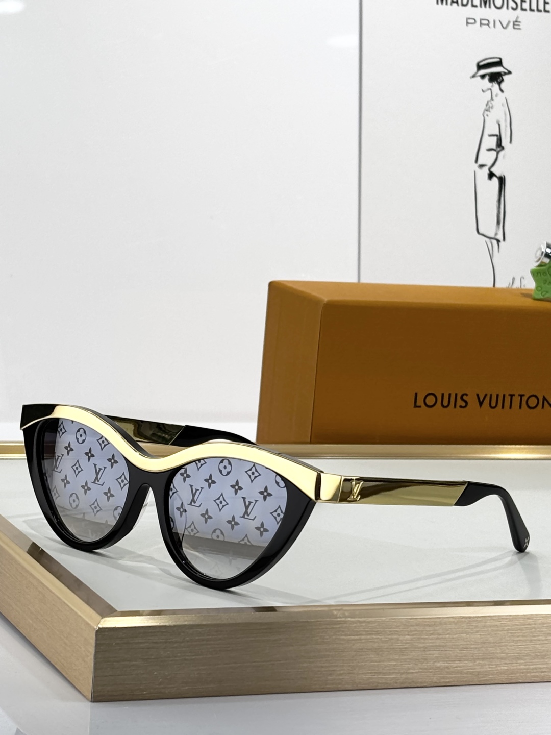 。LOUIS VUITTO*
MODEL：Z2684U
SIZE：52口23-143
