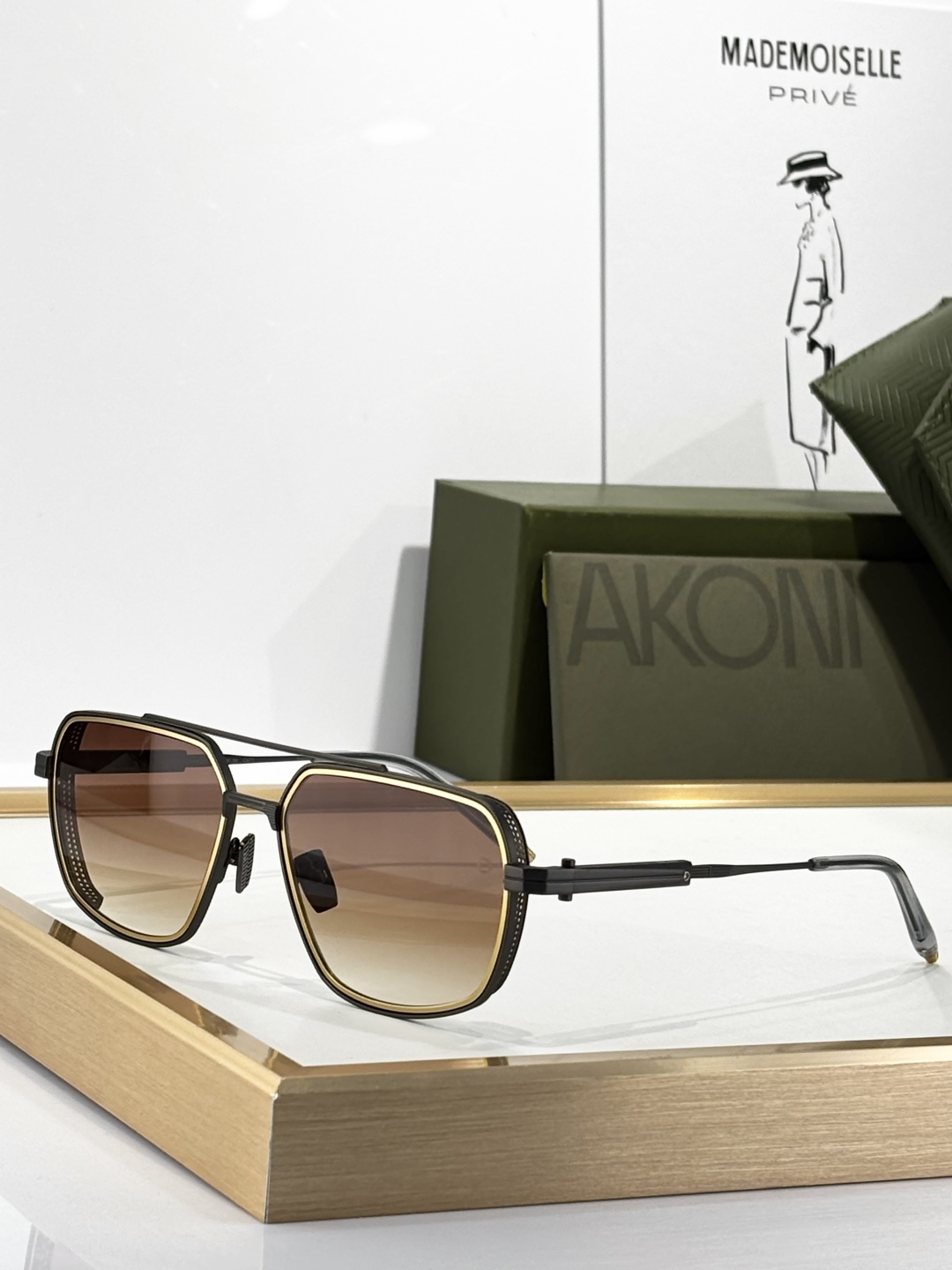  AKONI
MOD：AKS-503
Size：130-142
