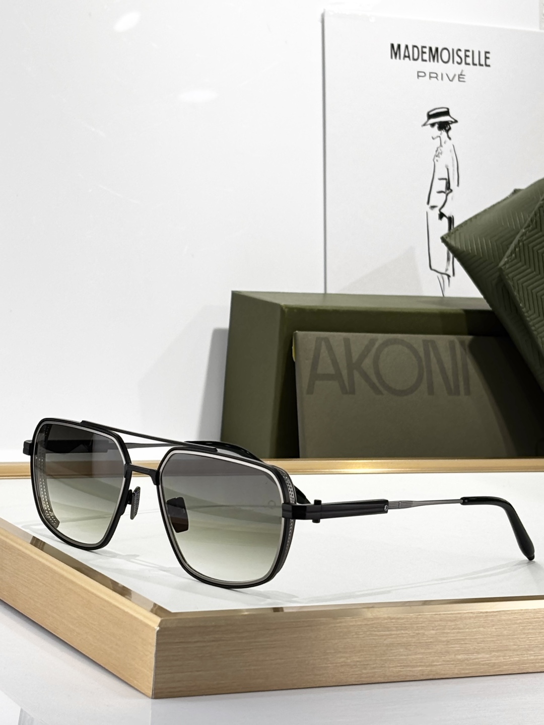  AKONI
MOD：AKS-503
Size：130-142
