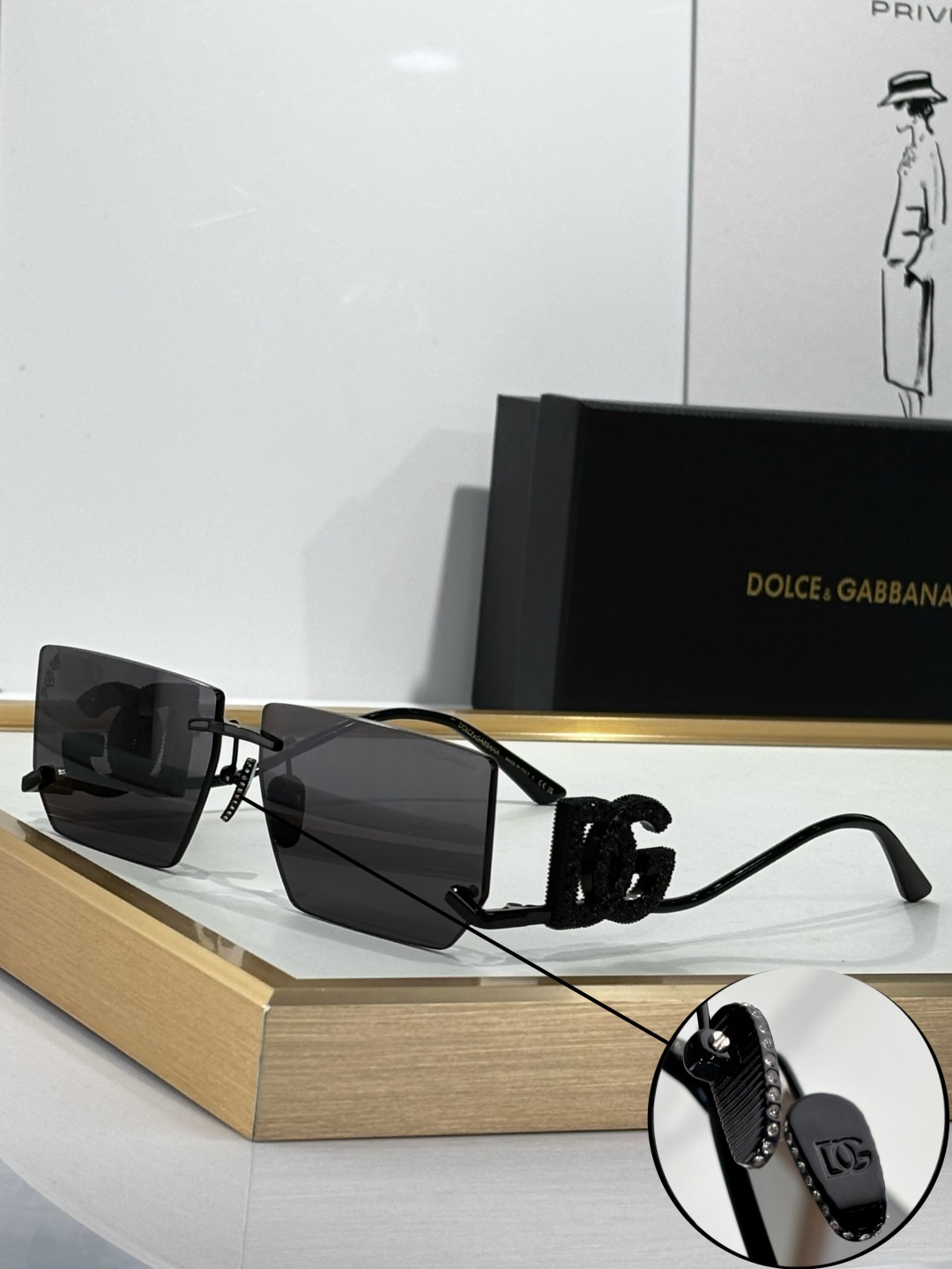  Original diamond nose 
ToP quality 
DOLCE & GABBAN*