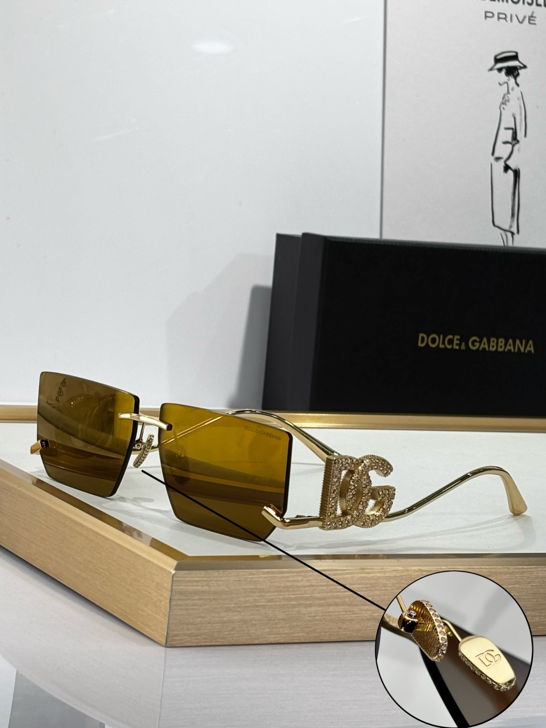  Original diamond nose 
ToP quality 
DOLCE & GABBAN*