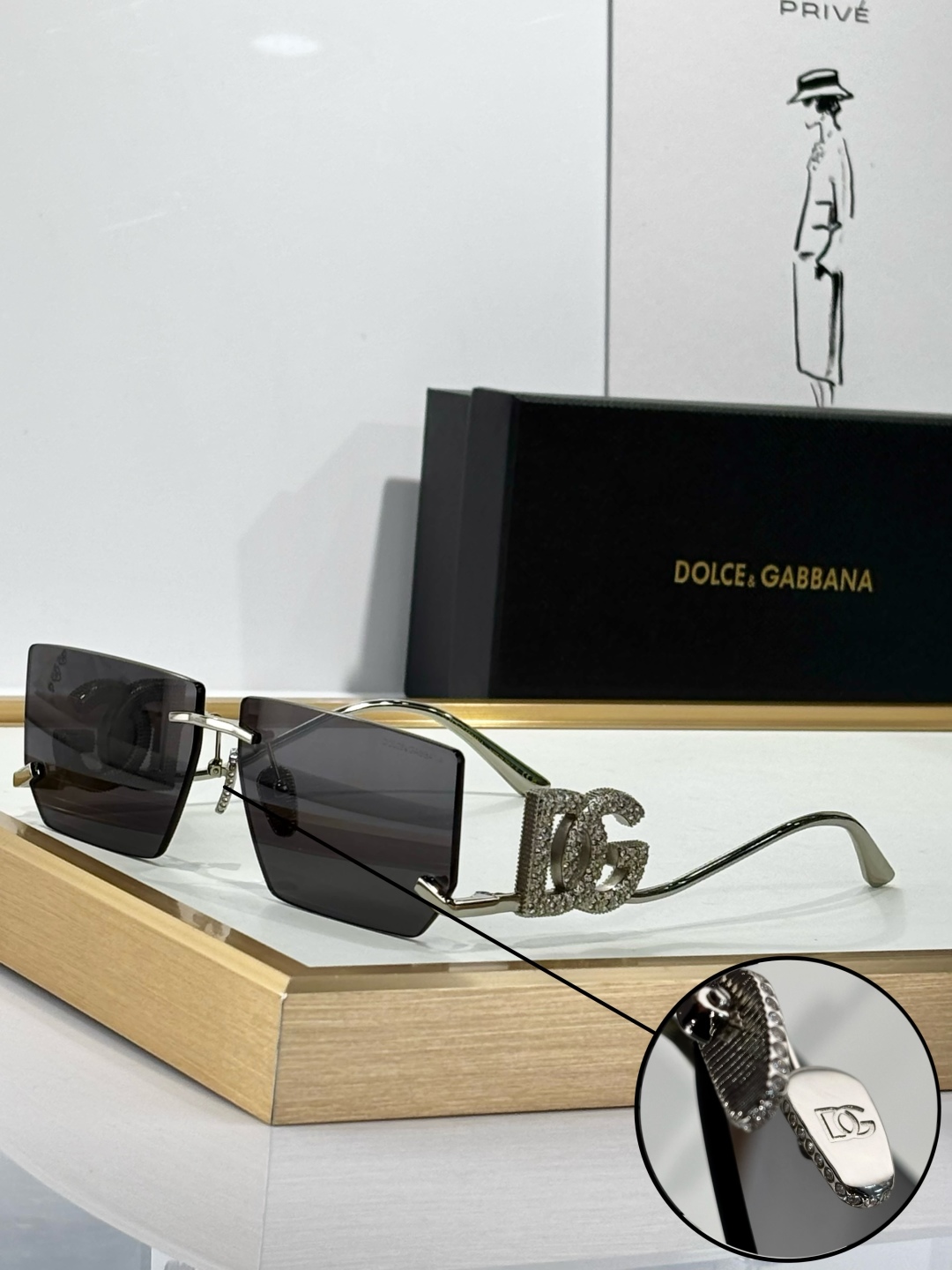 Original diamond nose 
ToP quality 
DOLCE & GABBAN*