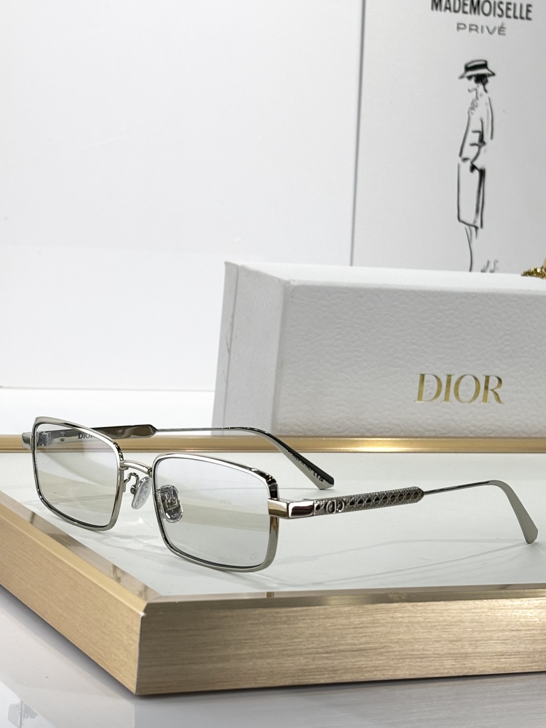  DIOR
MODDiorCannage S2U
Size55口18 140
