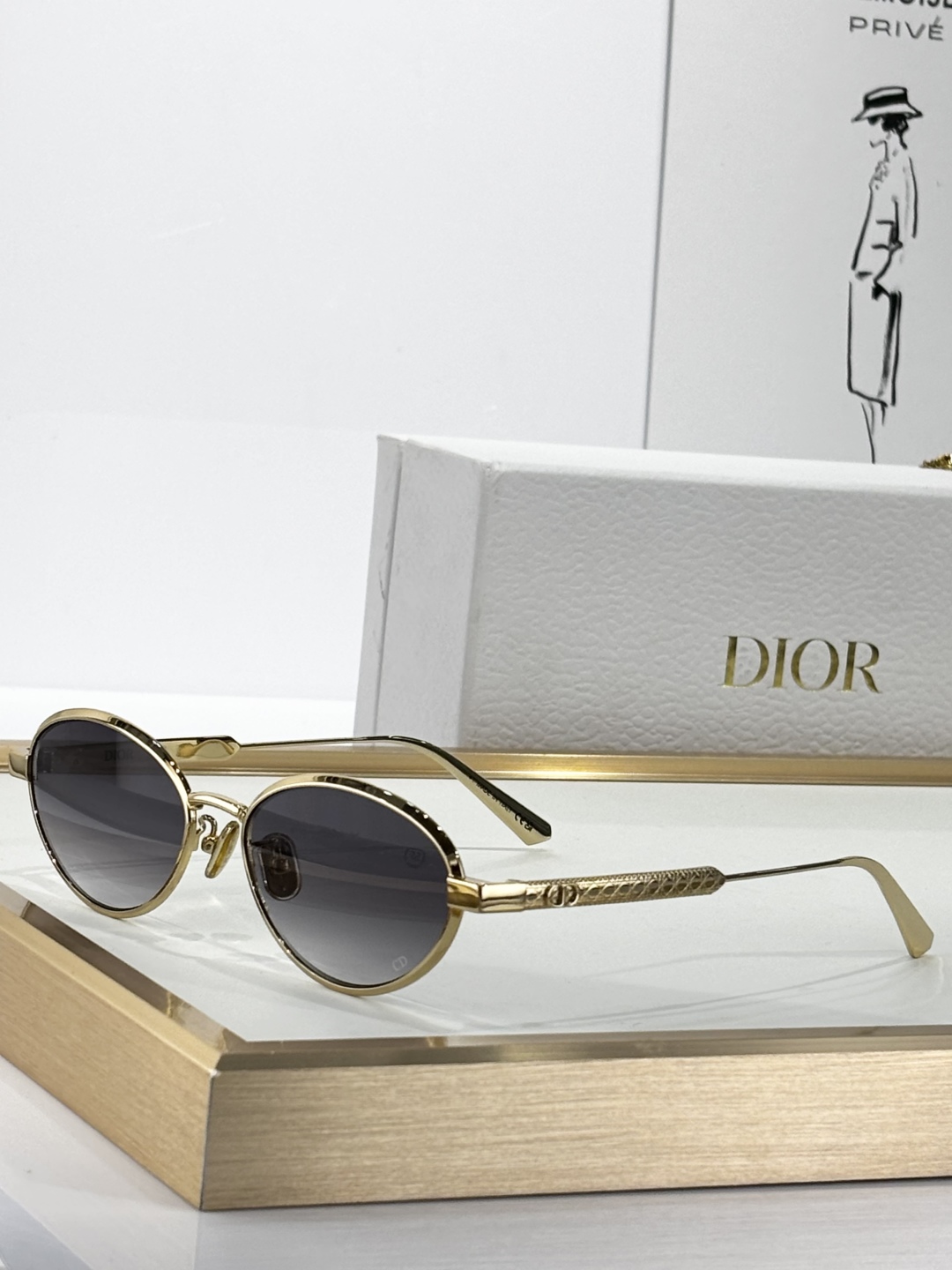  DIOR
MODDiorCannage R1U
Size53口16 140
