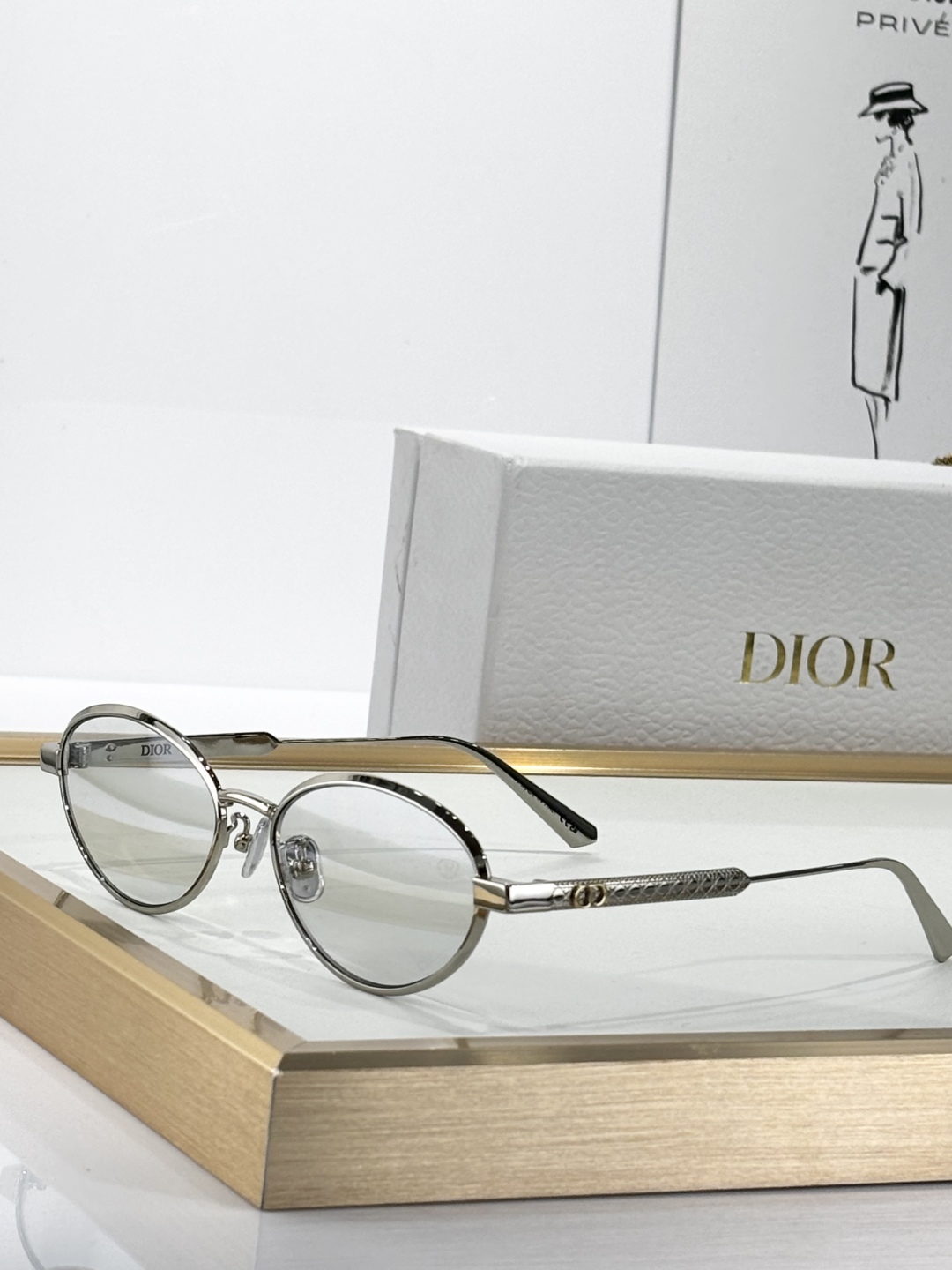  DIOR
MODDiorCannage R1U
Size53口16 140
