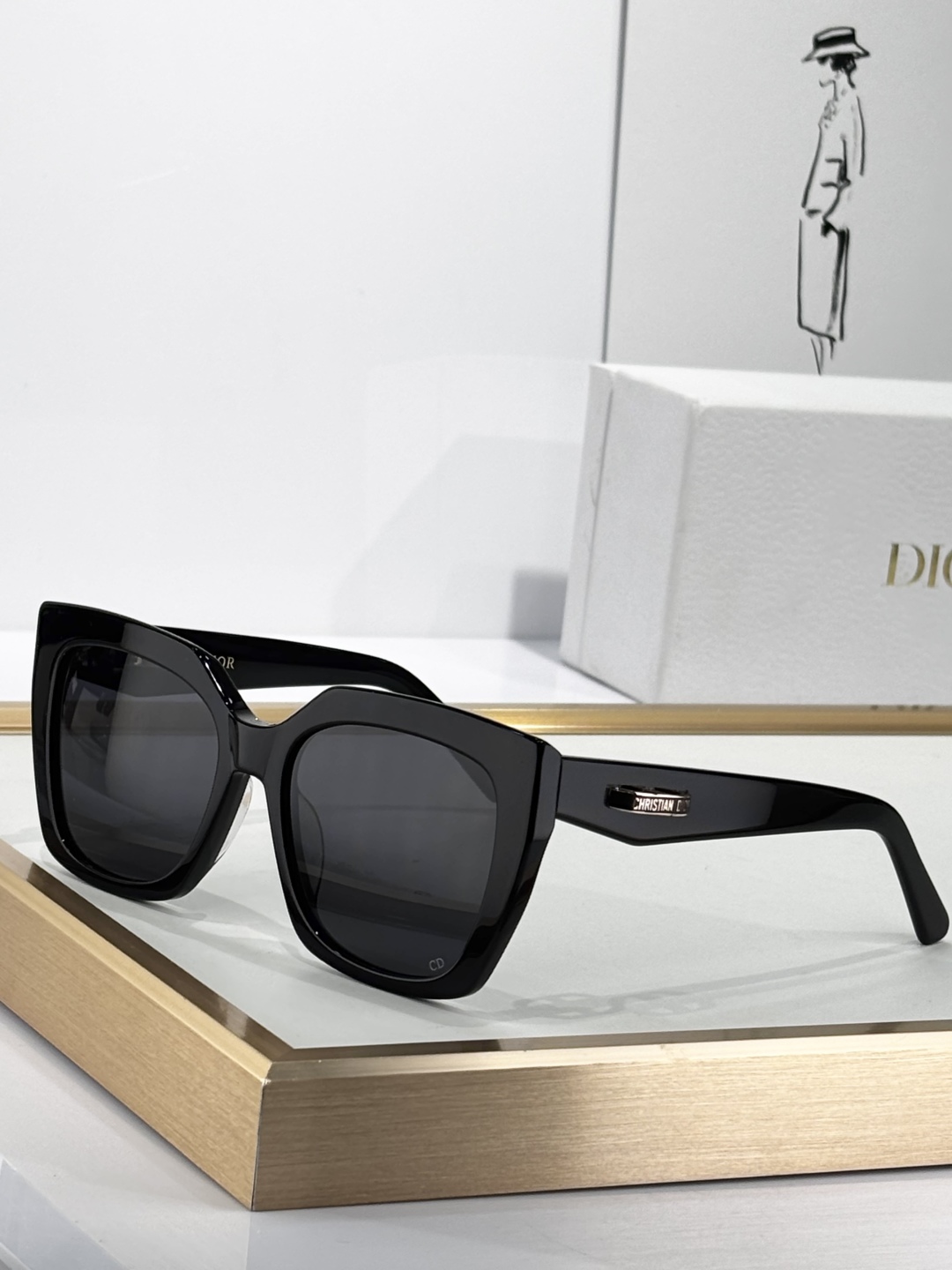  DIOR
MODS5F
Size55口18 145
