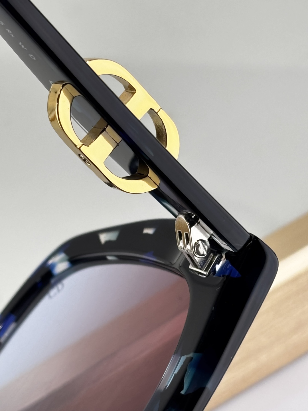  DIOR
MODS5F
Size55口18 145
