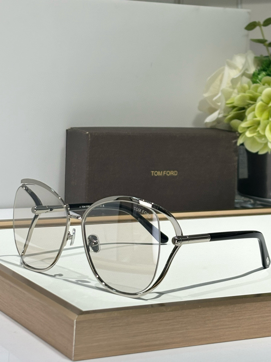  Oversized 
TOMFORD
MODTF1091
Size62-16-120
