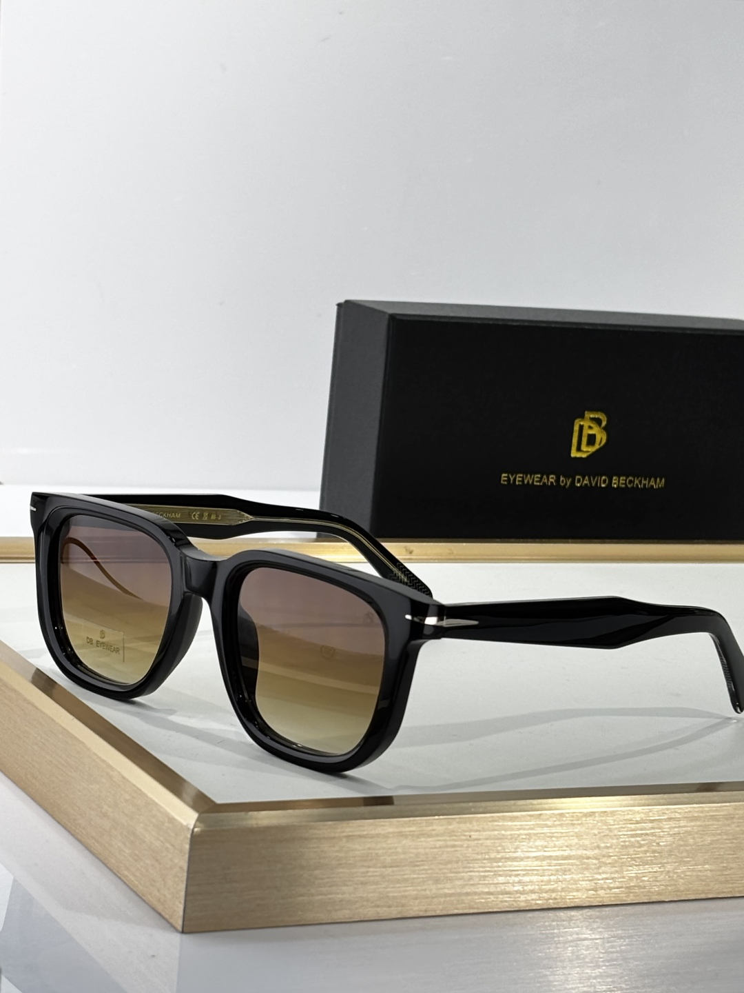  DAVID BECKHA
MODEL：DB 7133
SIZE：52口20-145
