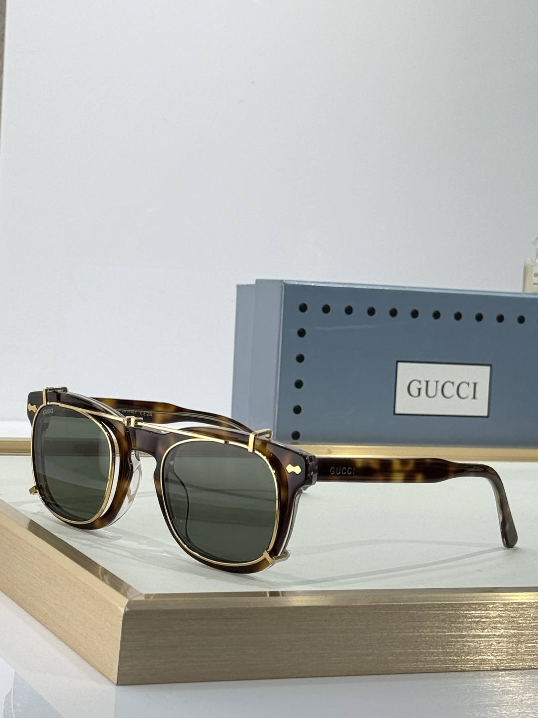  GUCC*
MOD：GG0182
SIZE：51-14-145
