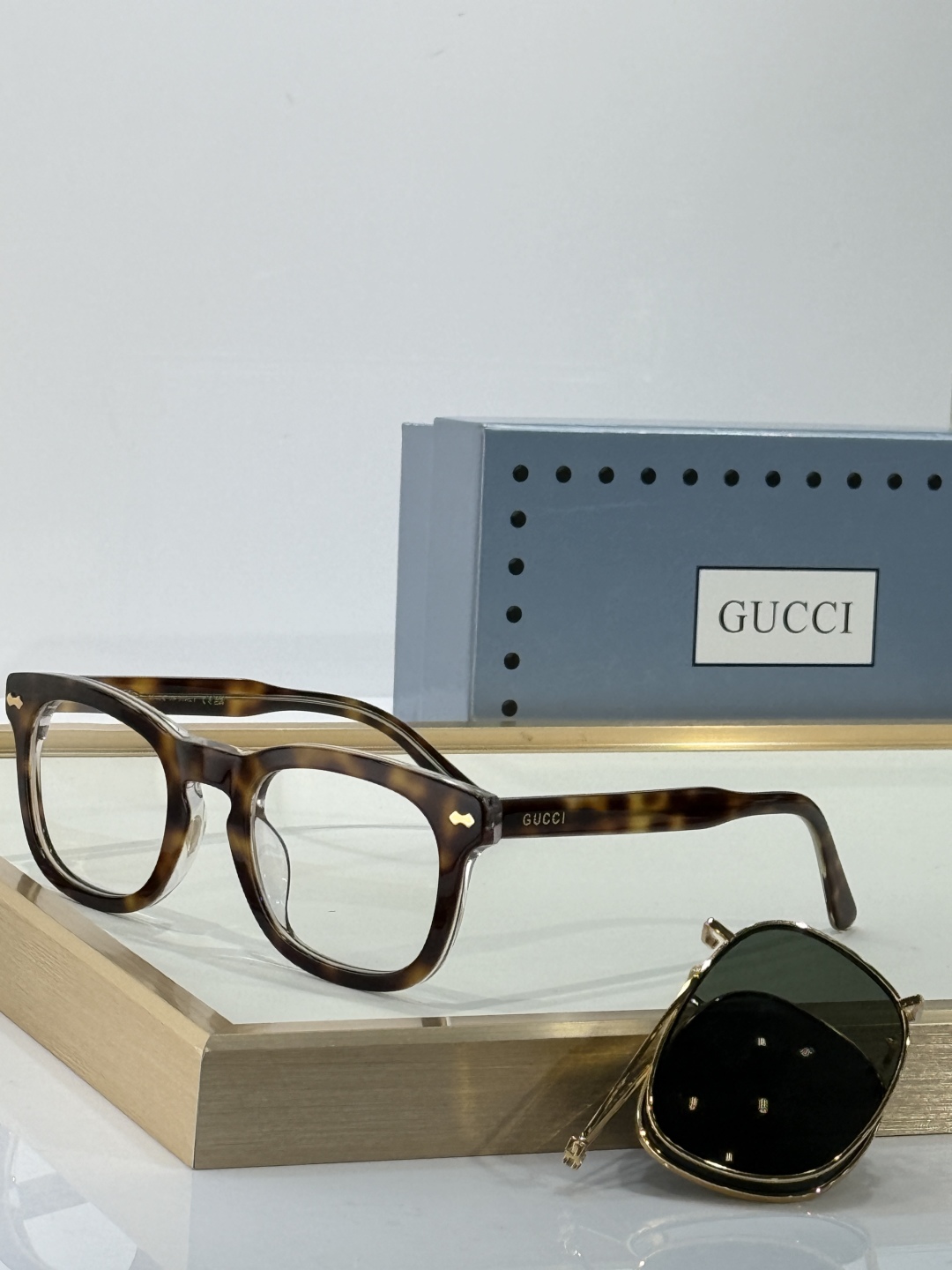  GUCC*
MOD：GG0182
SIZE：51-14-145

