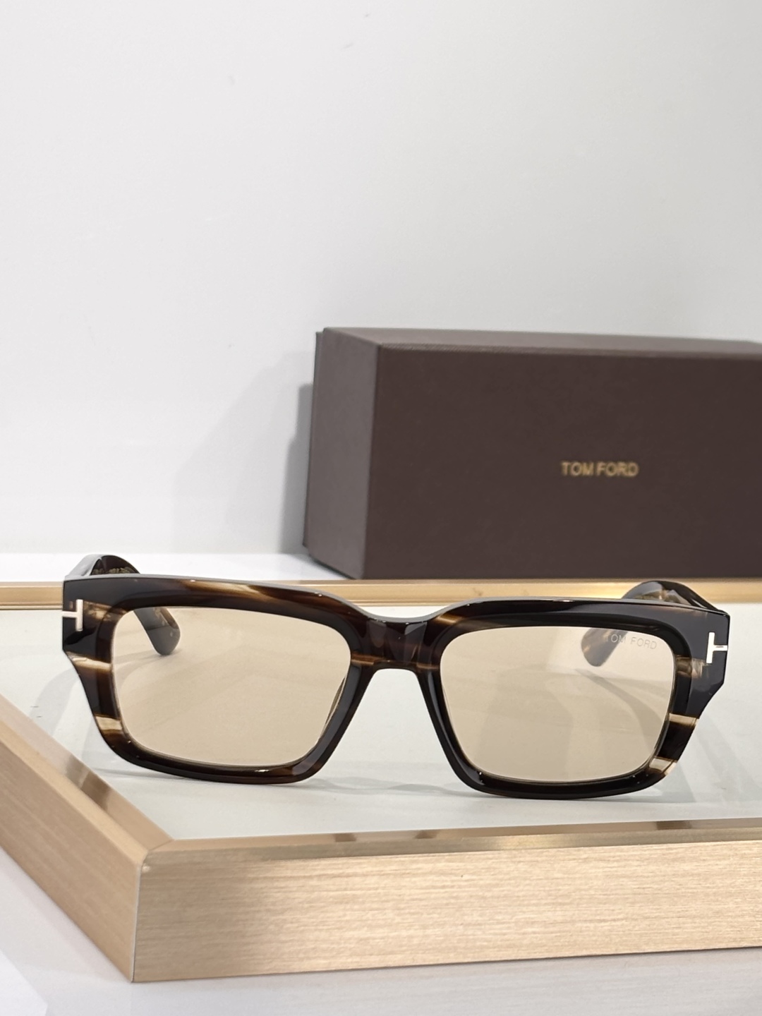  𝐓𝐎𝐌 𝐅𝐎𝐑𝐃
MOD：FT1203
size：54口19-135
