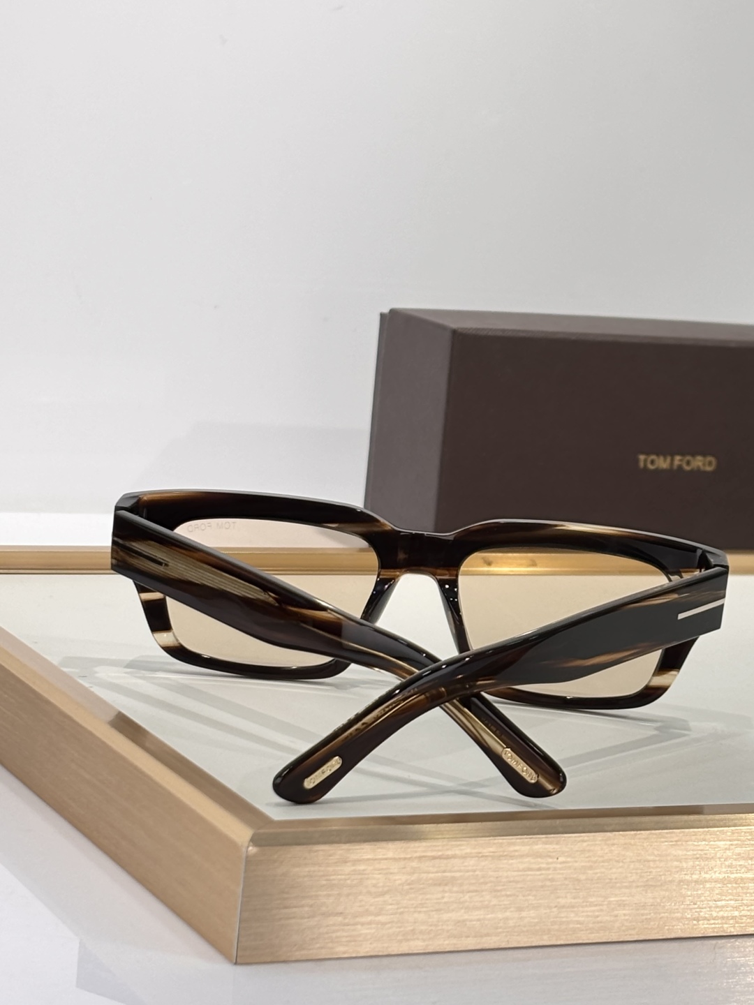  𝐓𝐎𝐌 𝐅𝐎𝐑𝐃
MOD：FT1203
size：54口19-135
