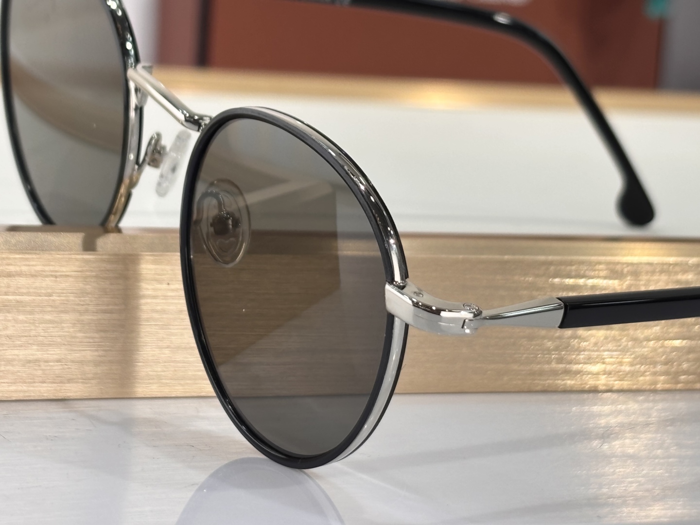  loro Piana
MODFAI4924
Size50-20-145 
Aviator sungla