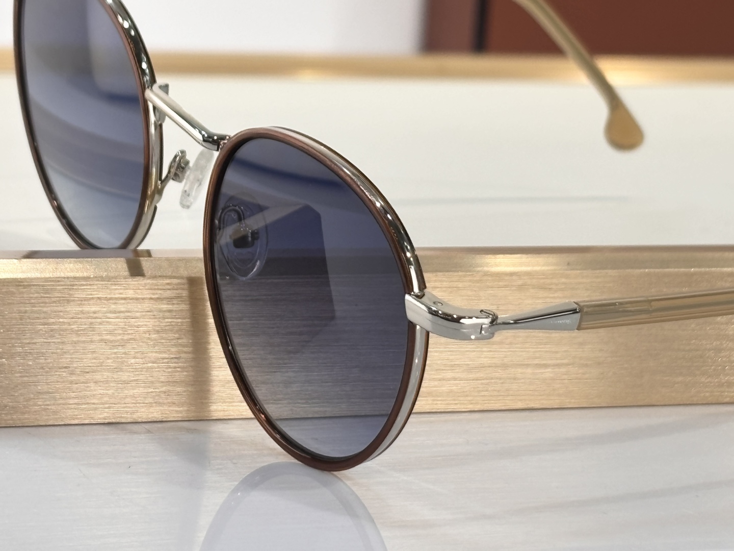  loro Piana
MODFAI4924
Size50-20-145 
Aviator sungla