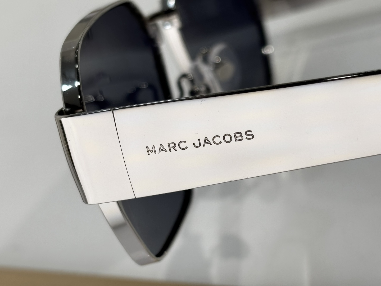 Marc Jacobs MARC JACOBS