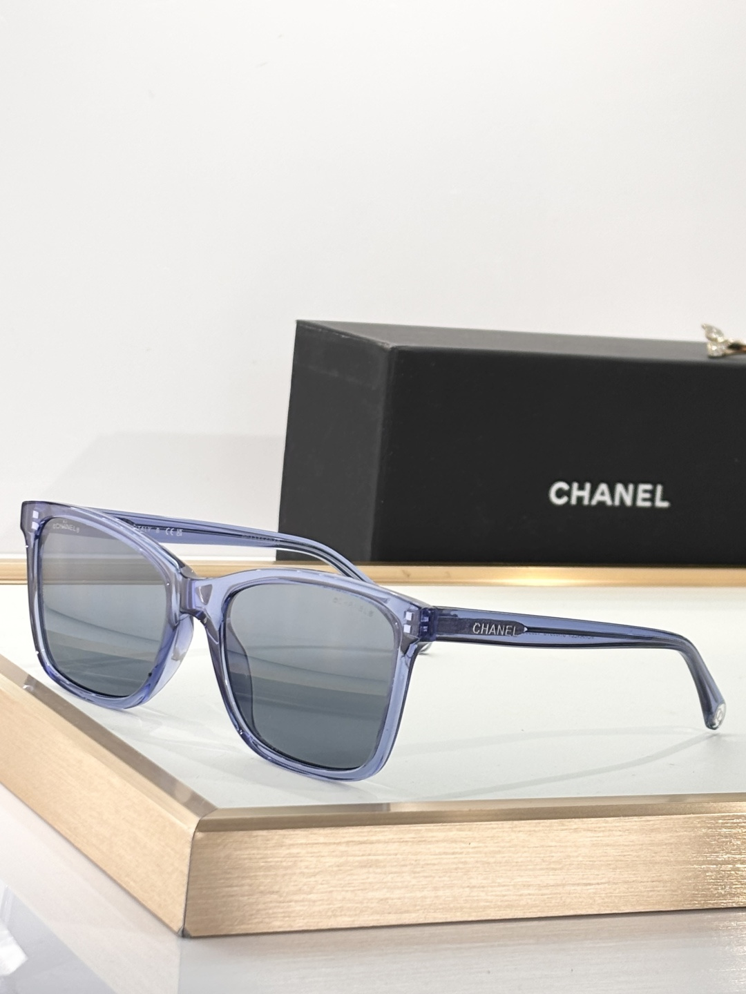  CHANEL
MOD：CH5551U
Size：56口21 145

