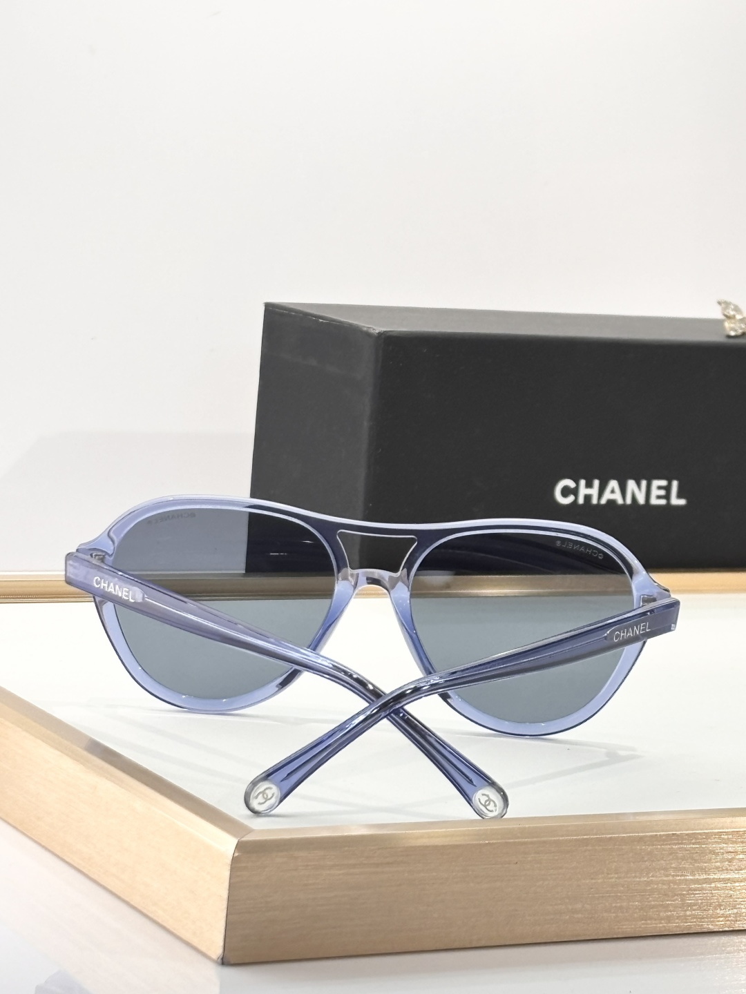  CHANEL
MOD：CH5552U
Size：56口19 145
