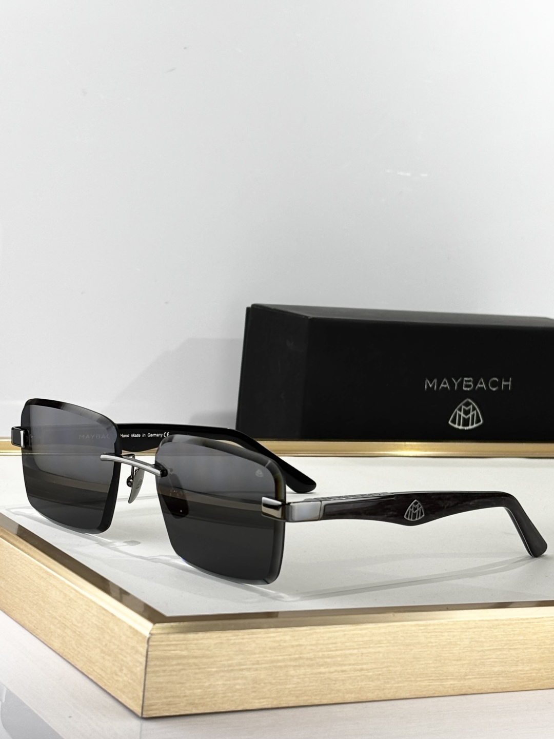  MAYBACH
MOD：THE EVARD
Size：57口19-140

