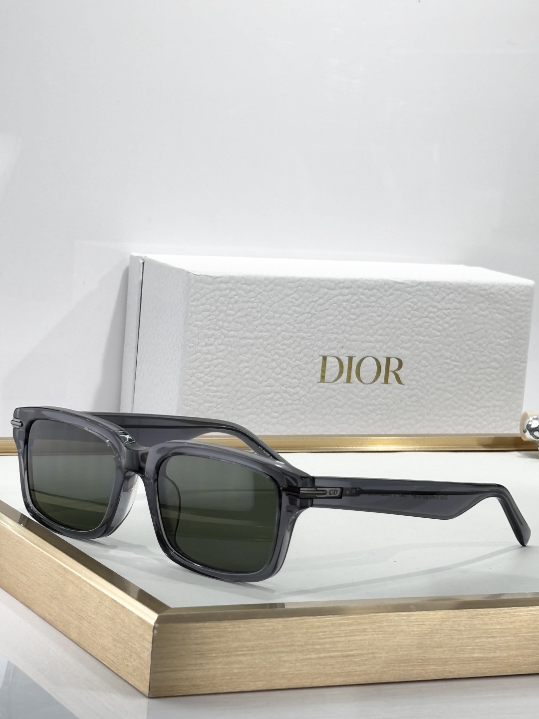  DIOR
MOD：Dior Black Suit S16F
Size：53口20 145
