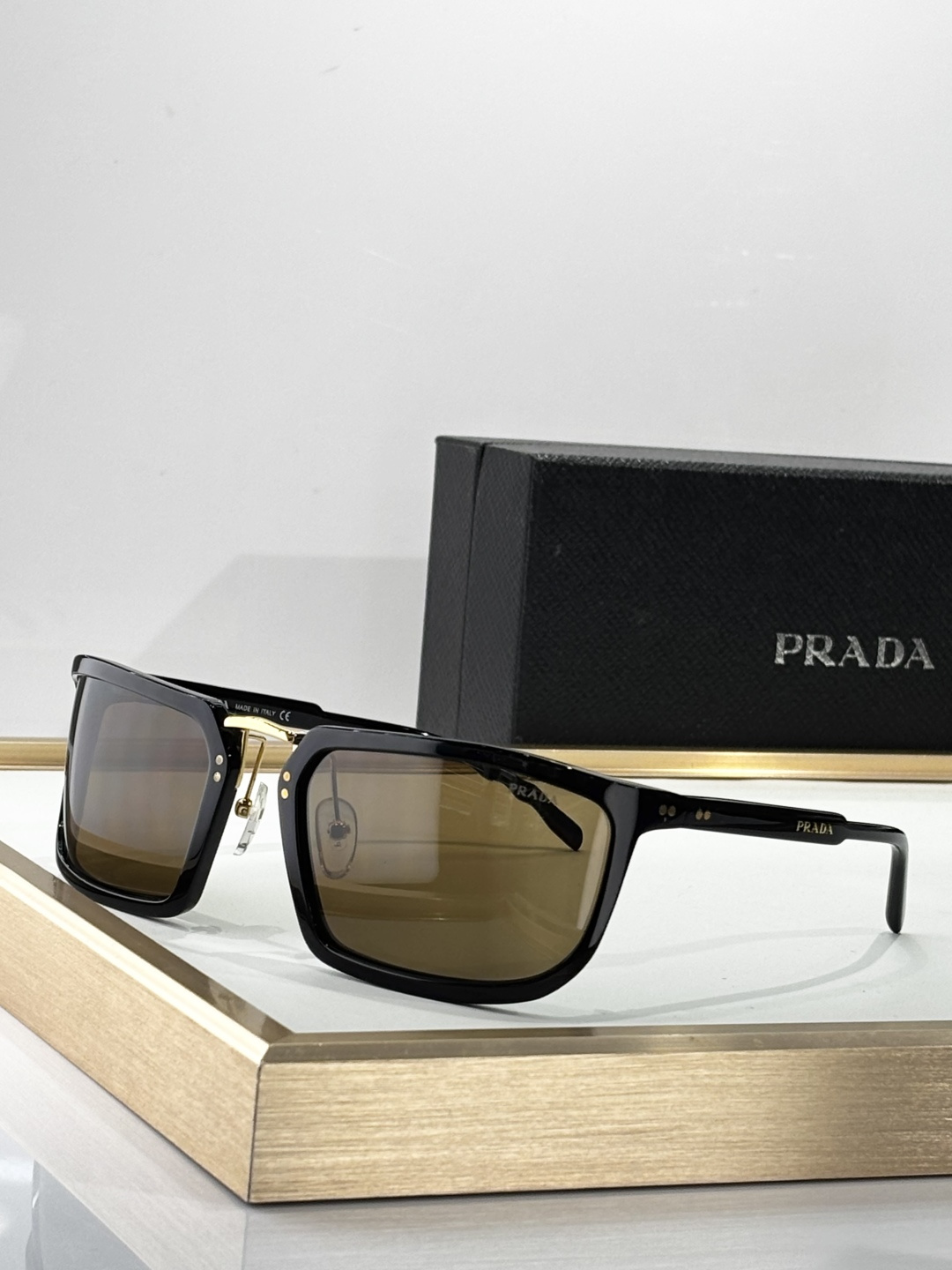  PRADA
MODEL：SPR A11-EIAB
SIZE：55口24-125
