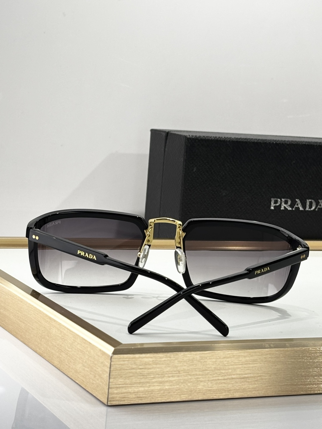 PRADA
MODEL：SPR A11-EIAB
SIZE：55口24-125
