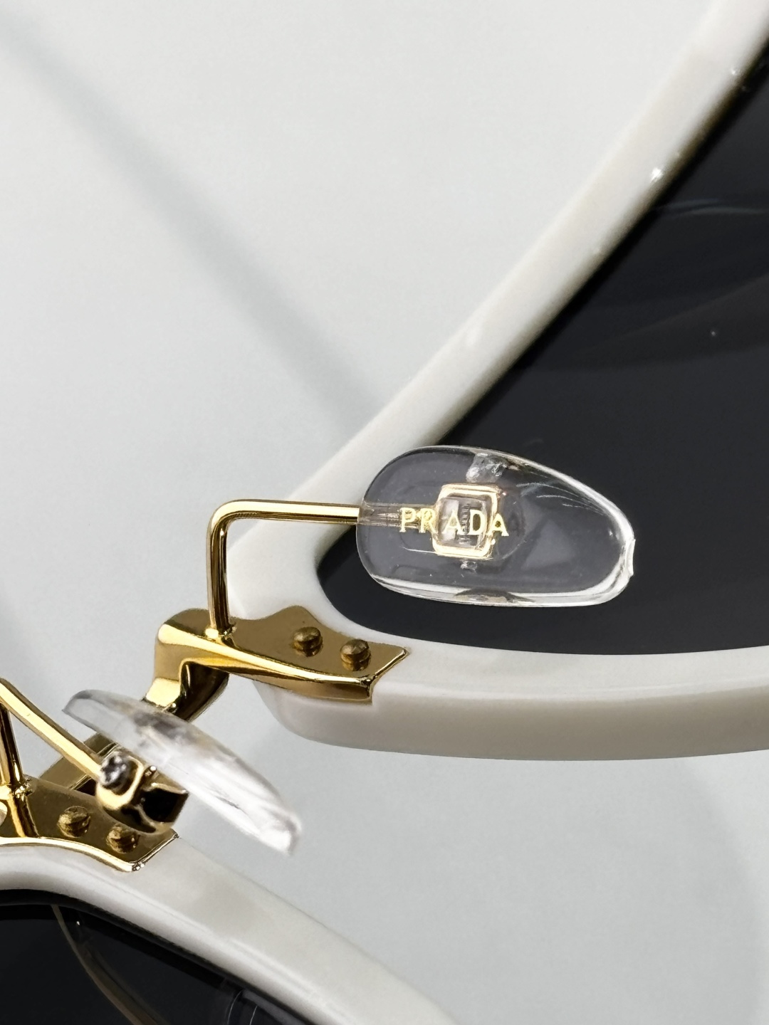  PRADA
MODEL：SPR A11-EIAB
SIZE：55口24-125
