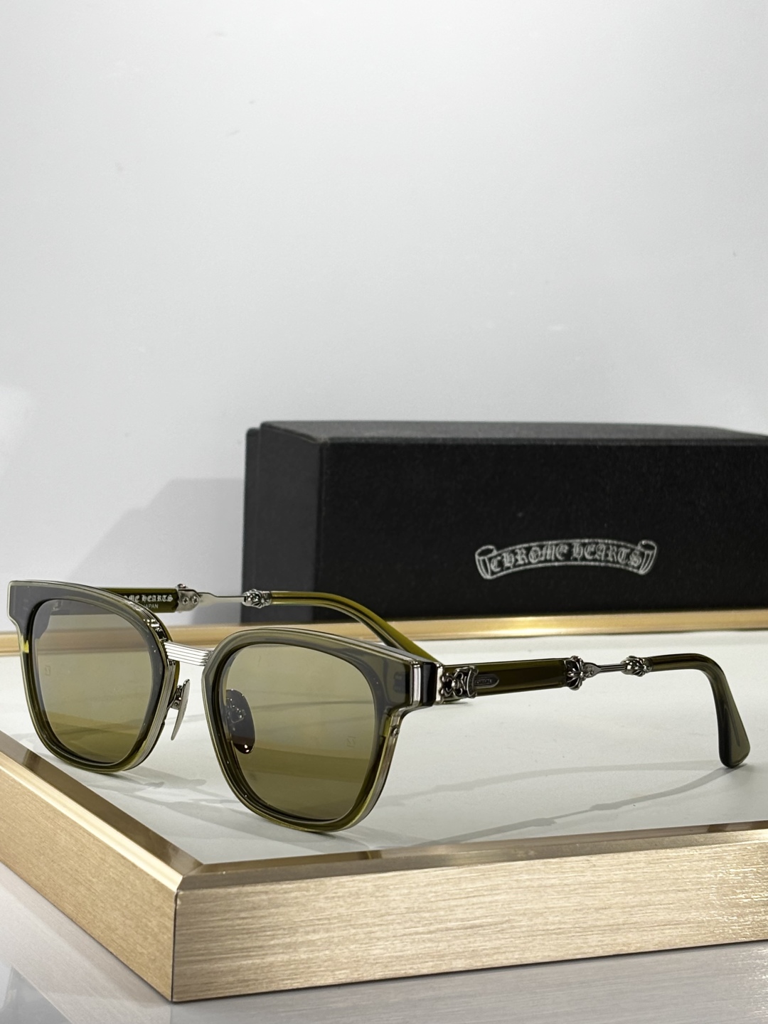  CHROME HEART
MODEL：DUCK BUTTER
SIZE：52口21-152

