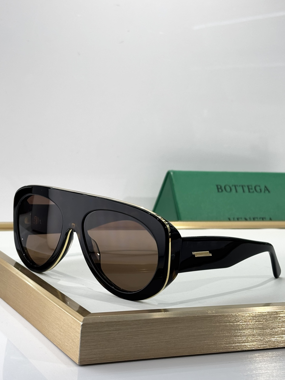 超厚版料精雕 Top quality💯BOTTEGA VENET*Oversized 质感极好💯MOL：