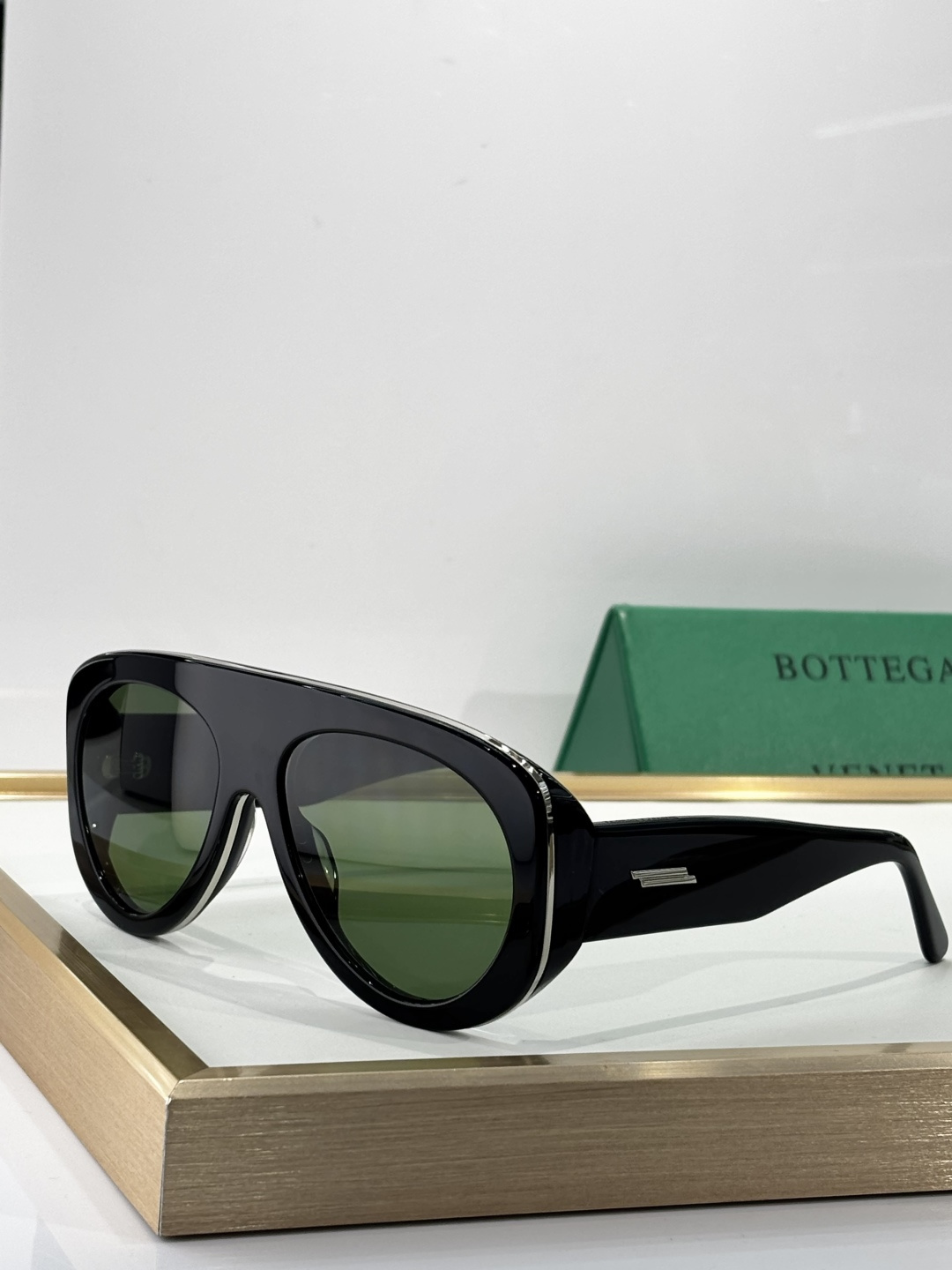 超厚版料精雕 Top quality💯BOTTEGA VENET*Oversized 质感极好💯MOL：