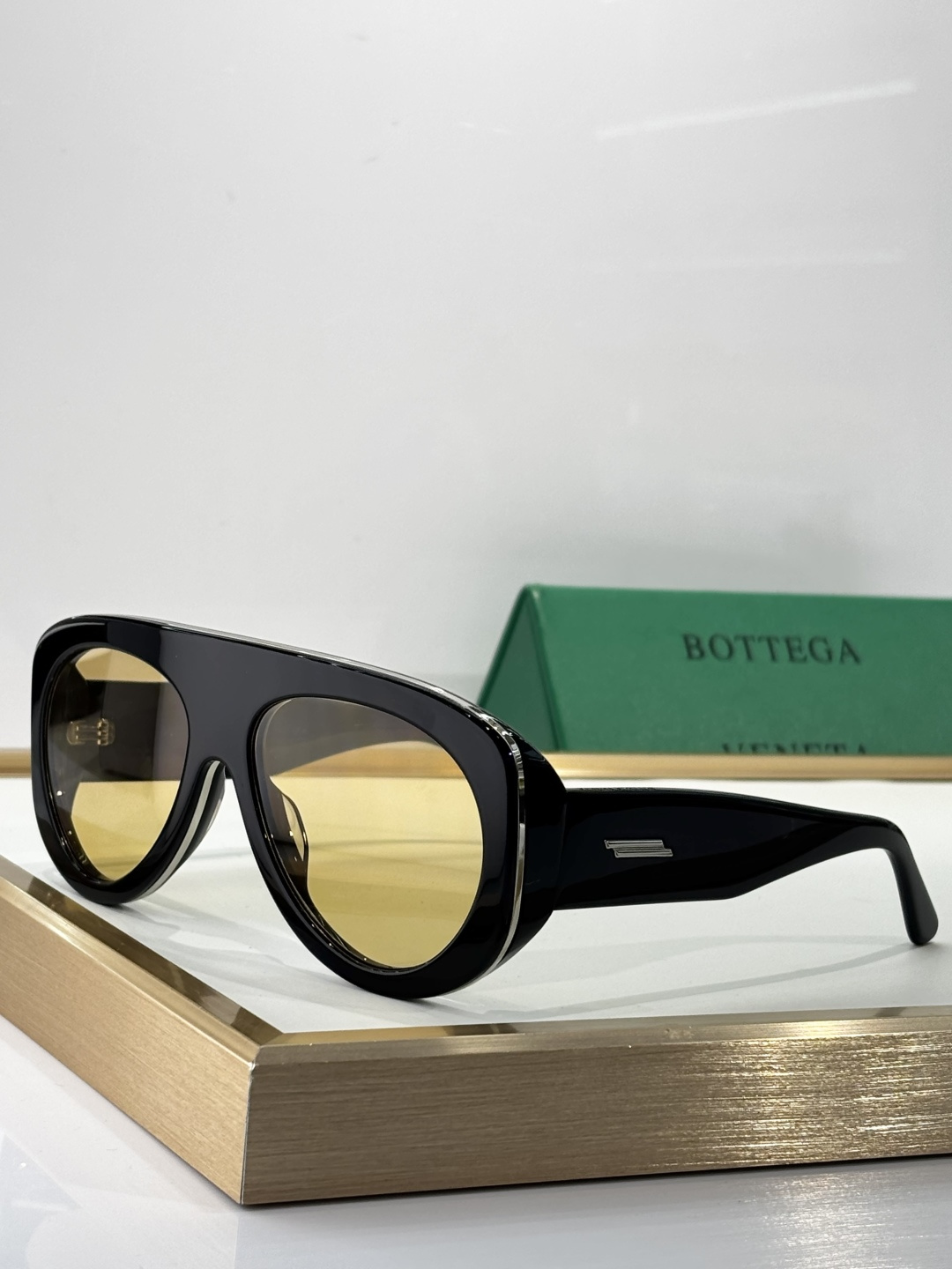 超厚版料精雕 Top quality💯BOTTEGA VENET*Oversized 质感极好💯MOL：