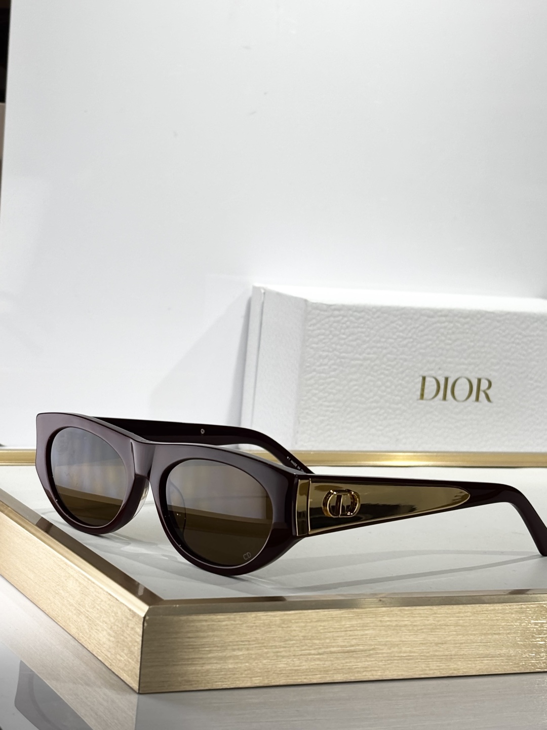  Dio*
MODEL：GlowB2F
SIZE：56口18-140 
