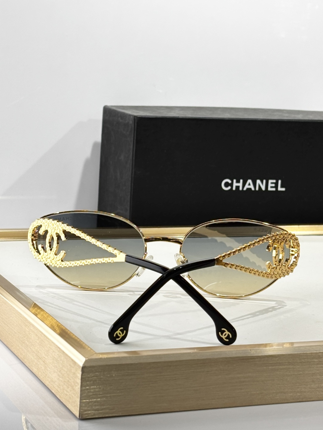  CHANEL
MODEL：A95107
SIZE：60口19-150
