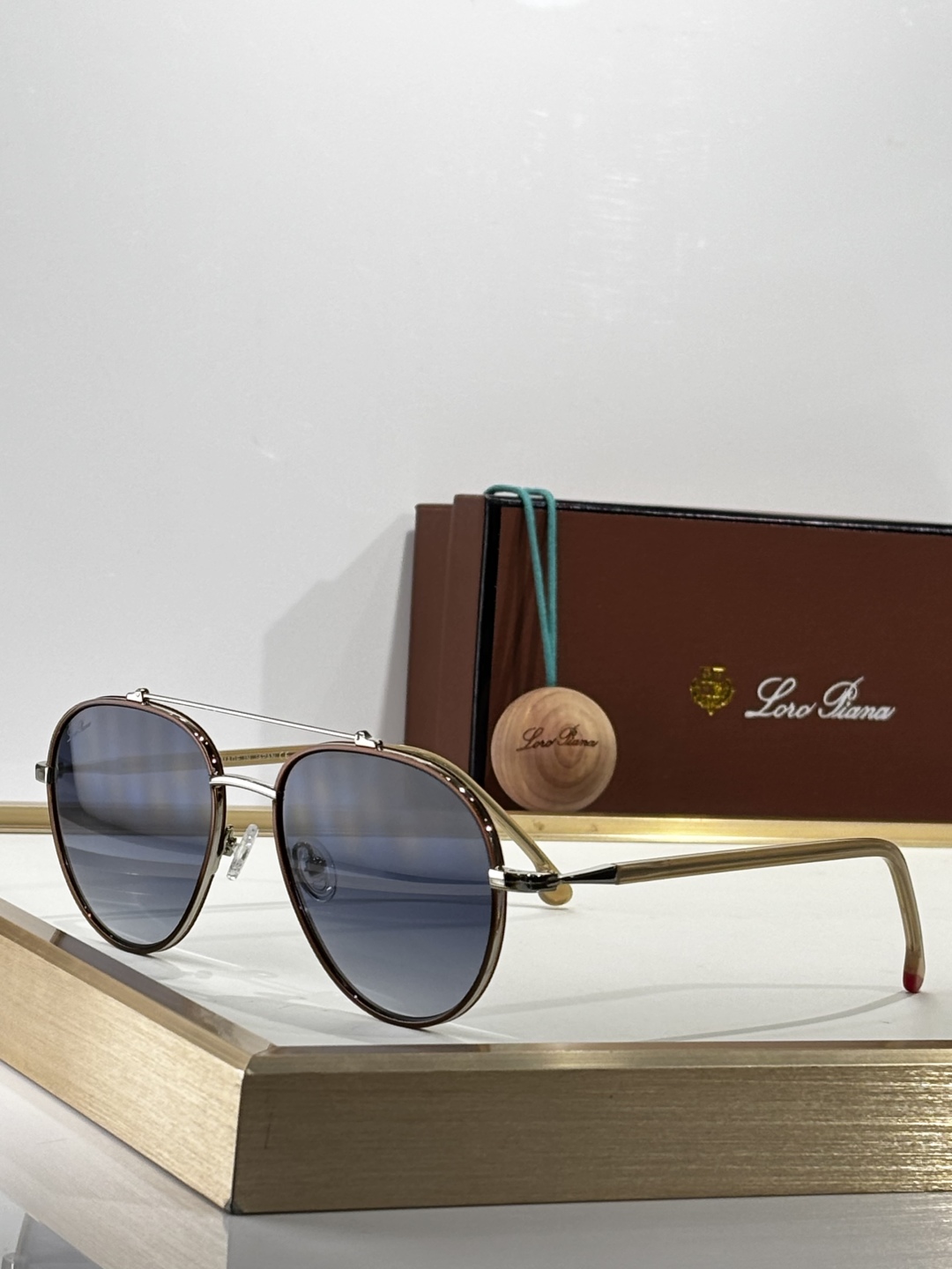 Loro Piana FAI4926 Aviator Sunglasses - Modern Elegance, Classic Style 7 cmp i1756533382262 6472 0 6
