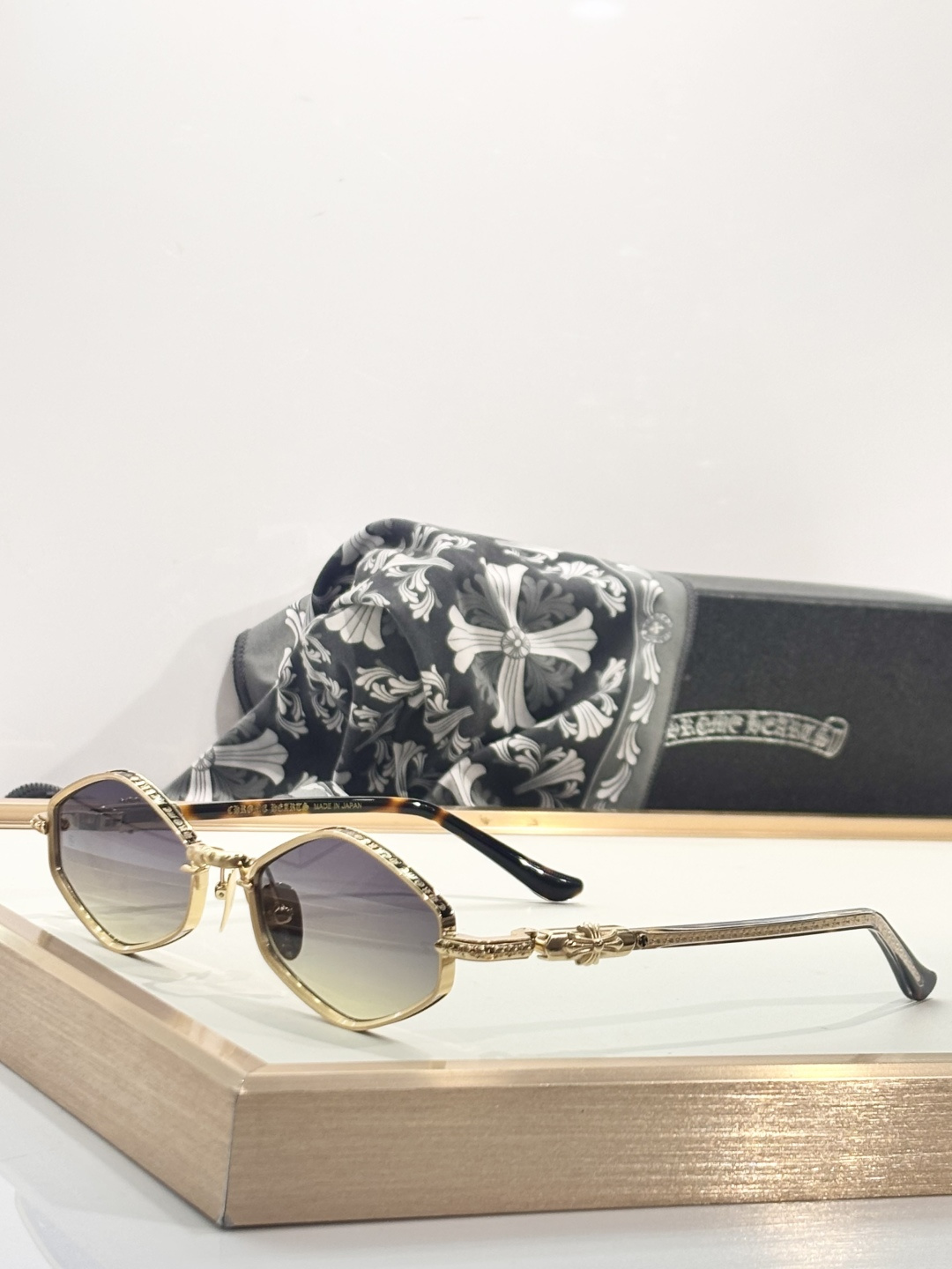 𝘾𝙃𝙍𝙊𝙈𝙀 𝙃𝙀𝘼𝙍𝙏𝙎 MOD：NIP SLIP SIZE: 53-19-141年度重磅新品最佳品质