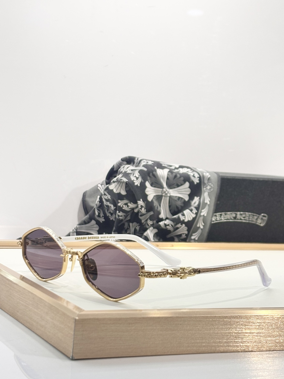 𝘾𝙃𝙍𝙊𝙈𝙀 𝙃𝙀𝘼𝙍𝙏𝙎 MOD：NIP SLIP SIZE: 53-19-141年度重磅新品最佳品质