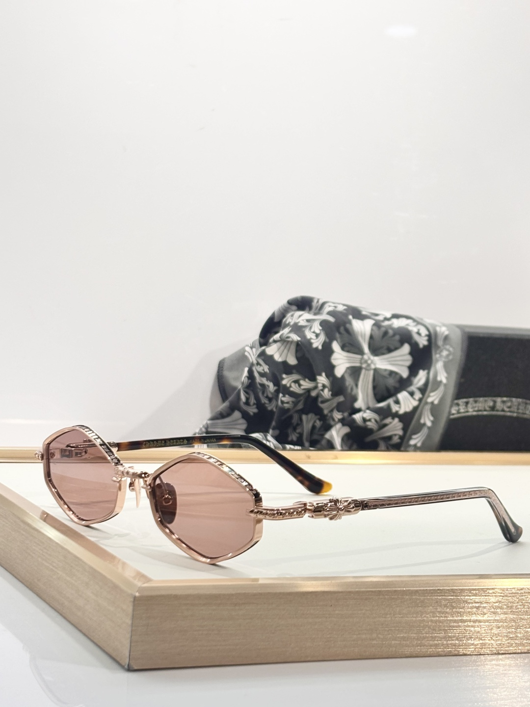 𝘾𝙃𝙍𝙊𝙈𝙀 𝙃𝙀𝘼𝙍𝙏𝙎 MOD：NIP SLIP SIZE: 53-19-141年度重磅新品最佳品质