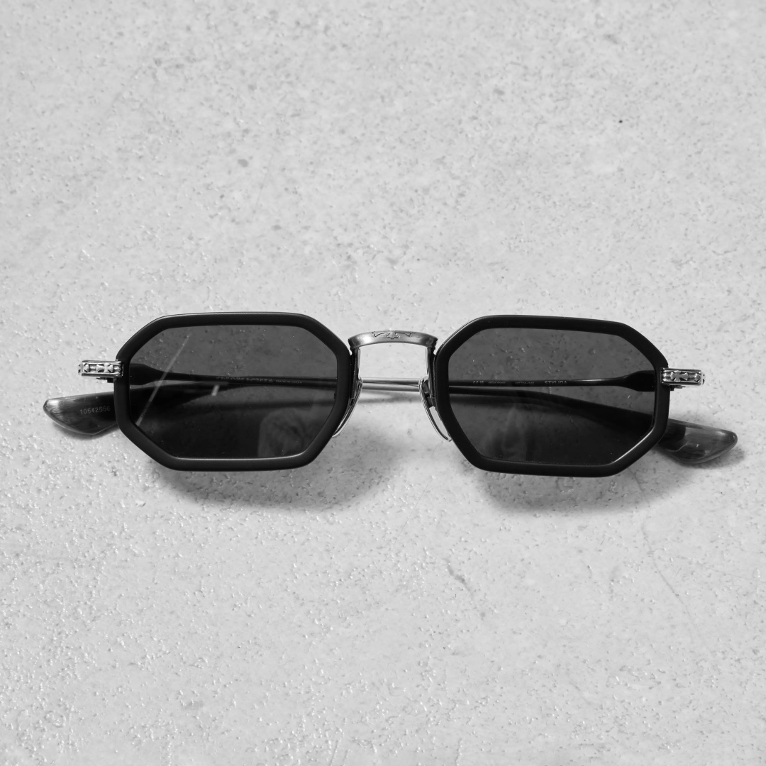 𝘾𝙝𝙧𝙤𝙢𝙚 𝙃𝙚𝙖𝙧𝙩𝙨 Mod：STYLIDA Size：49-24-148 手工打磨抛光 立体logo彰显品质 Z