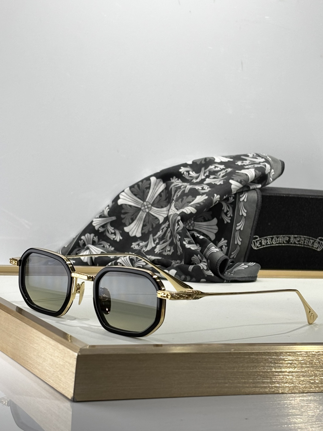 𝘾𝙝𝙧𝙤𝙢𝙚 𝙃𝙚𝙖𝙧𝙩𝙨Mod：STYLIDASize：49-24-148手工打磨抛光立体logo彰显