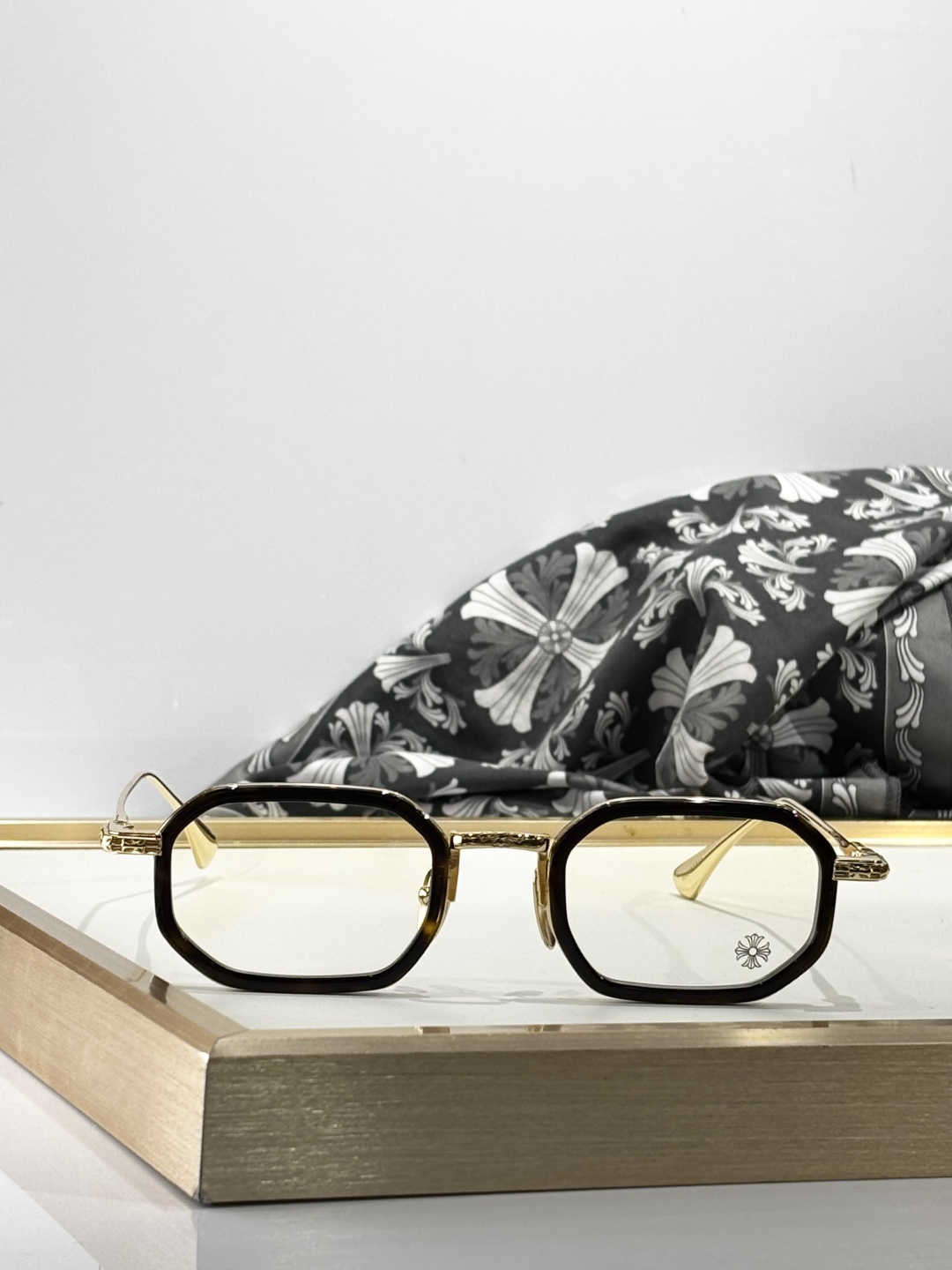 𝘾𝙝𝙧𝙤𝙢𝙚 𝙃𝙚𝙖𝙧𝙩𝙨Mod：STYLIDASize：49-24-148手工打磨抛光立体logo彰显