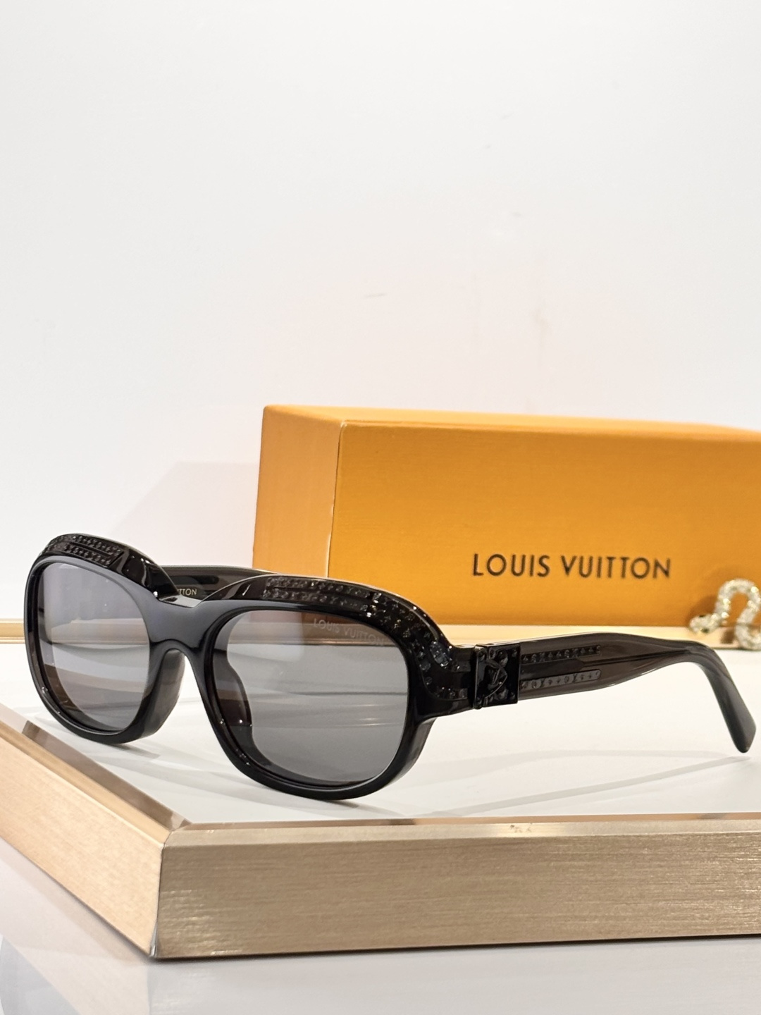 LOUISMOD:Z2721USIZE:58-20-135