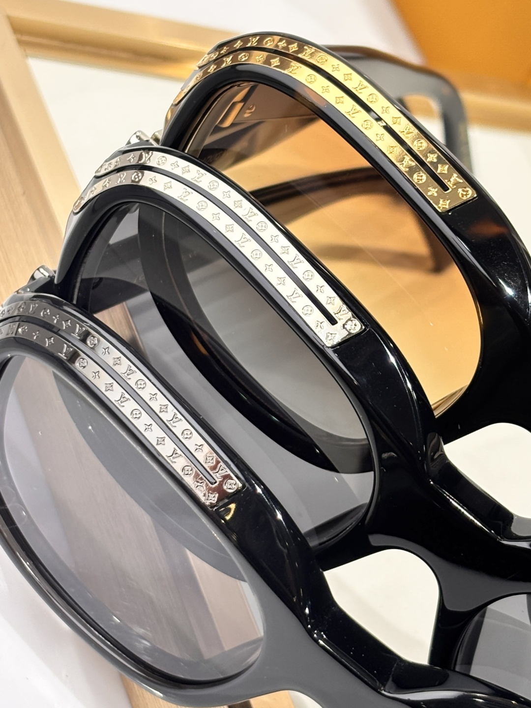 LOUISMOD:Z2721USIZE:58-20-135