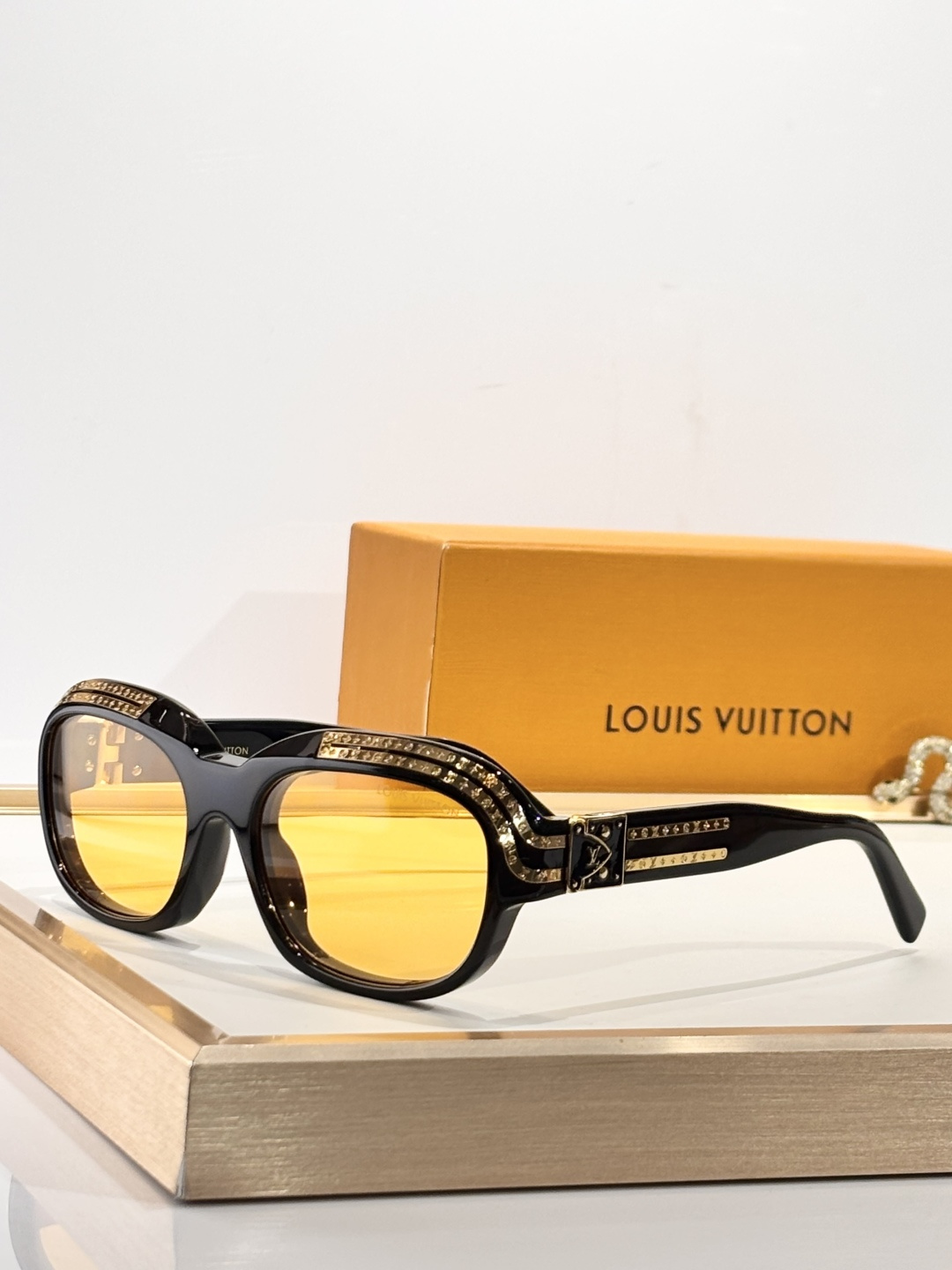 LOUISMOD:Z2721USIZE:58-20-135