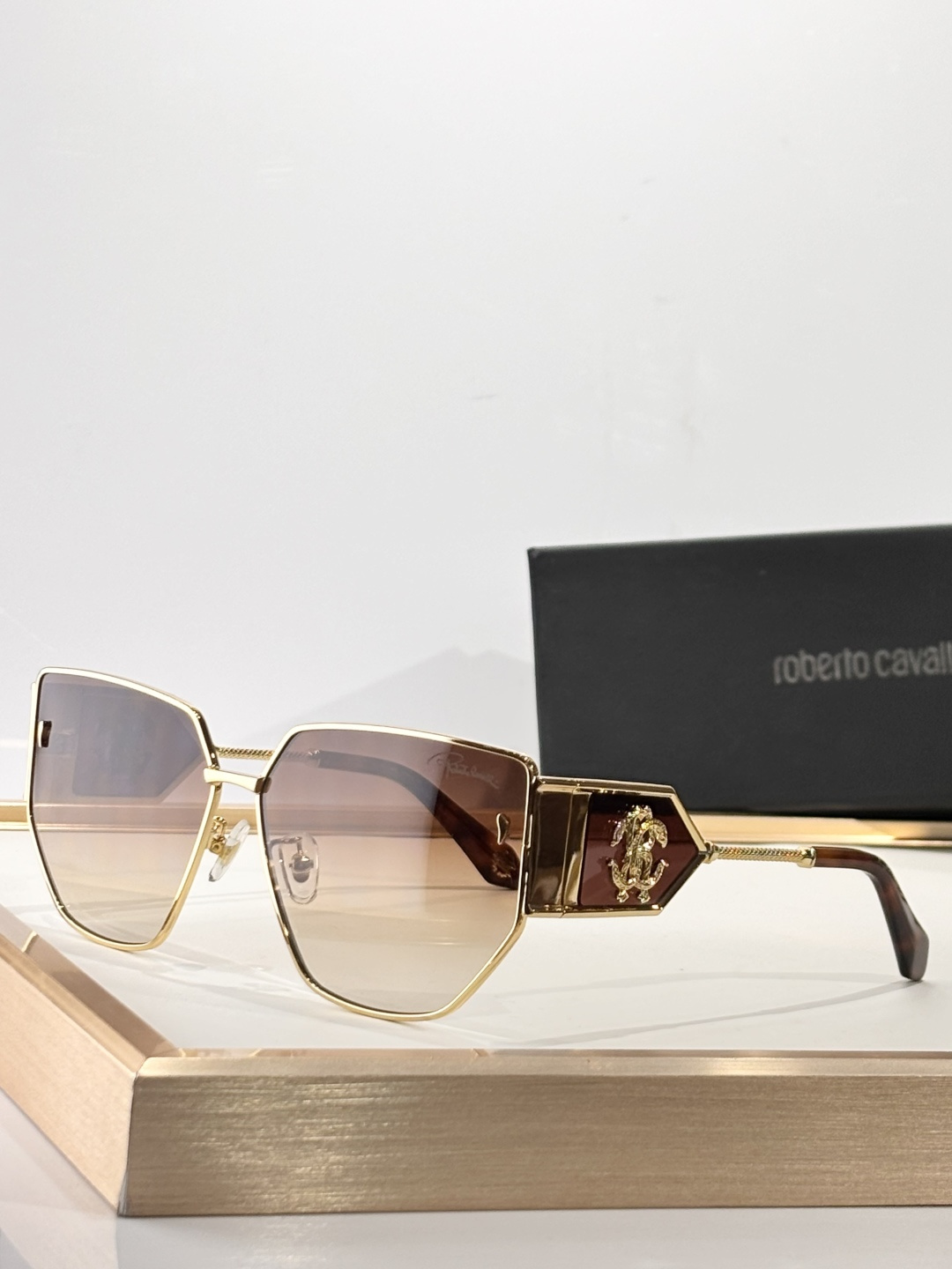 Oversized Roberto Cavalie*MODEL：SRC092SIZE：64口13-140