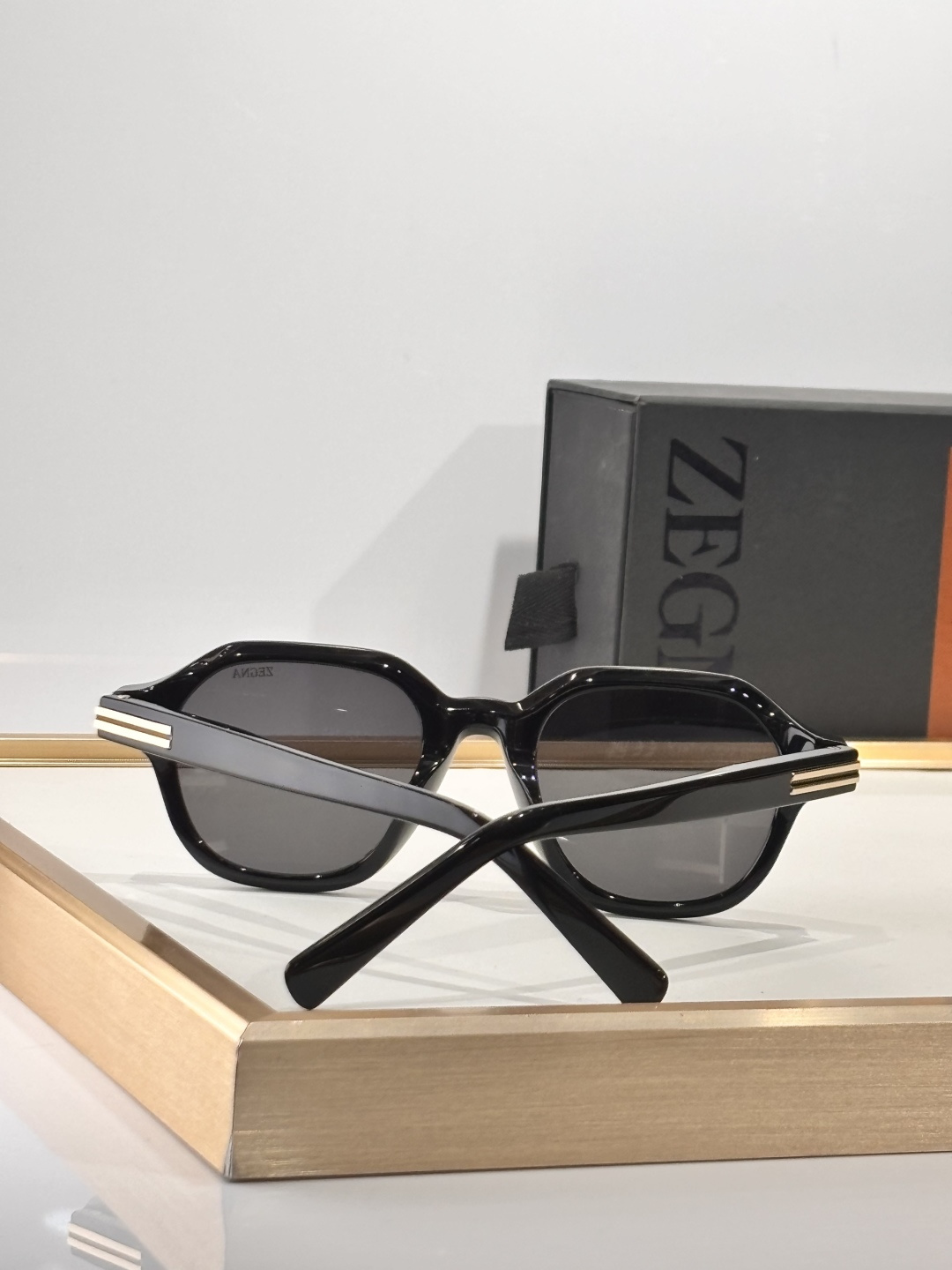 ToP quality  Mads Mikkelsen麦叔代言 ZEGNA MOD：EZ0250 Size:49口22-