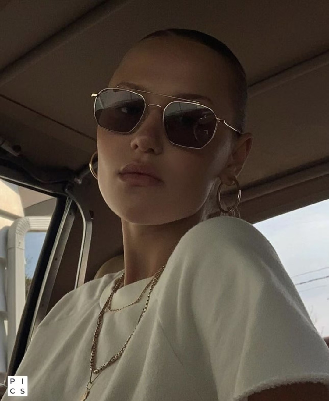 VEHLA 绝美细节澳洲今夏必备太阳鏡，超酷girl就是你！天后Beyoncr都超爱。安全感&时尚感都拿