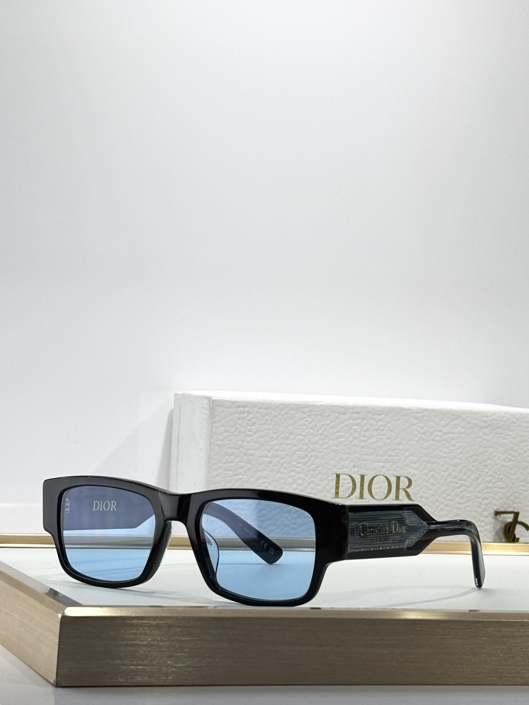 DIORMOD：Christian Dior LabeI S1ISize：54口19 145